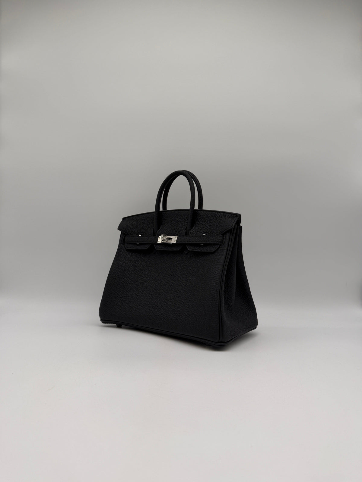 Prime Concierge Hermès Birkin 25 Black Togo Palladium Hardware