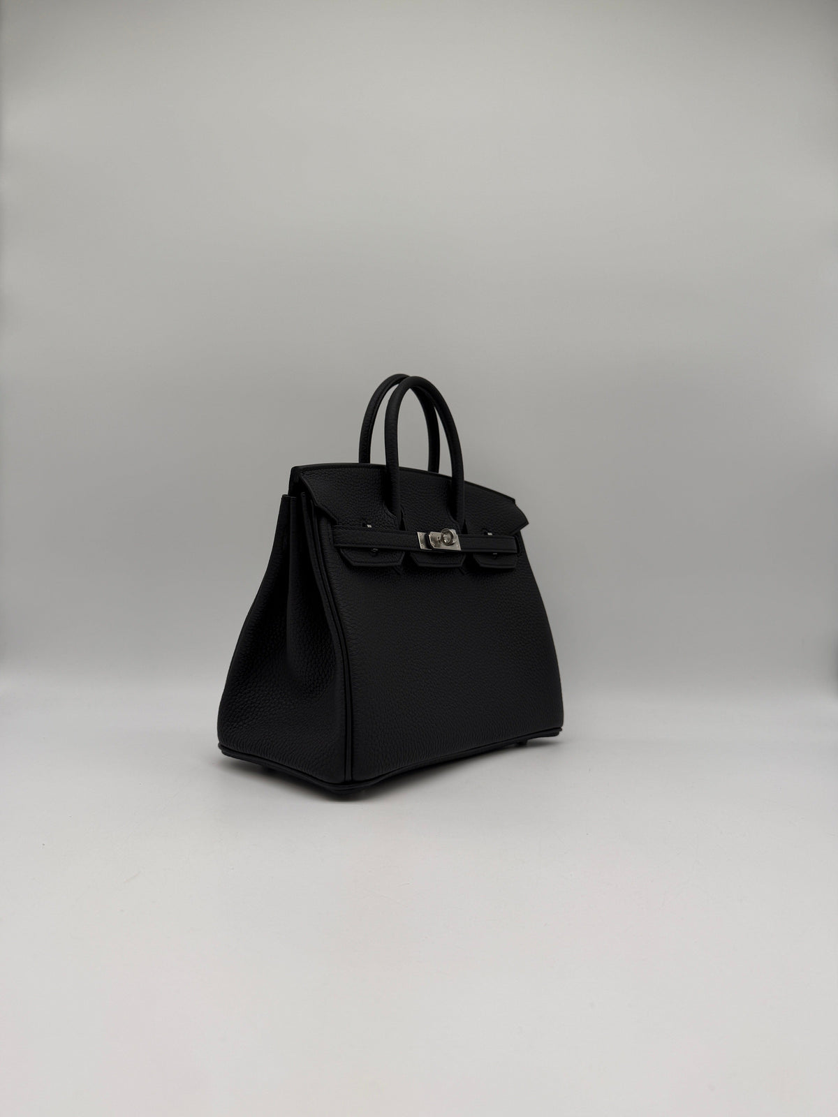 Prime Concierge Hermès Birkin 25 Black Togo Palladium Hardware