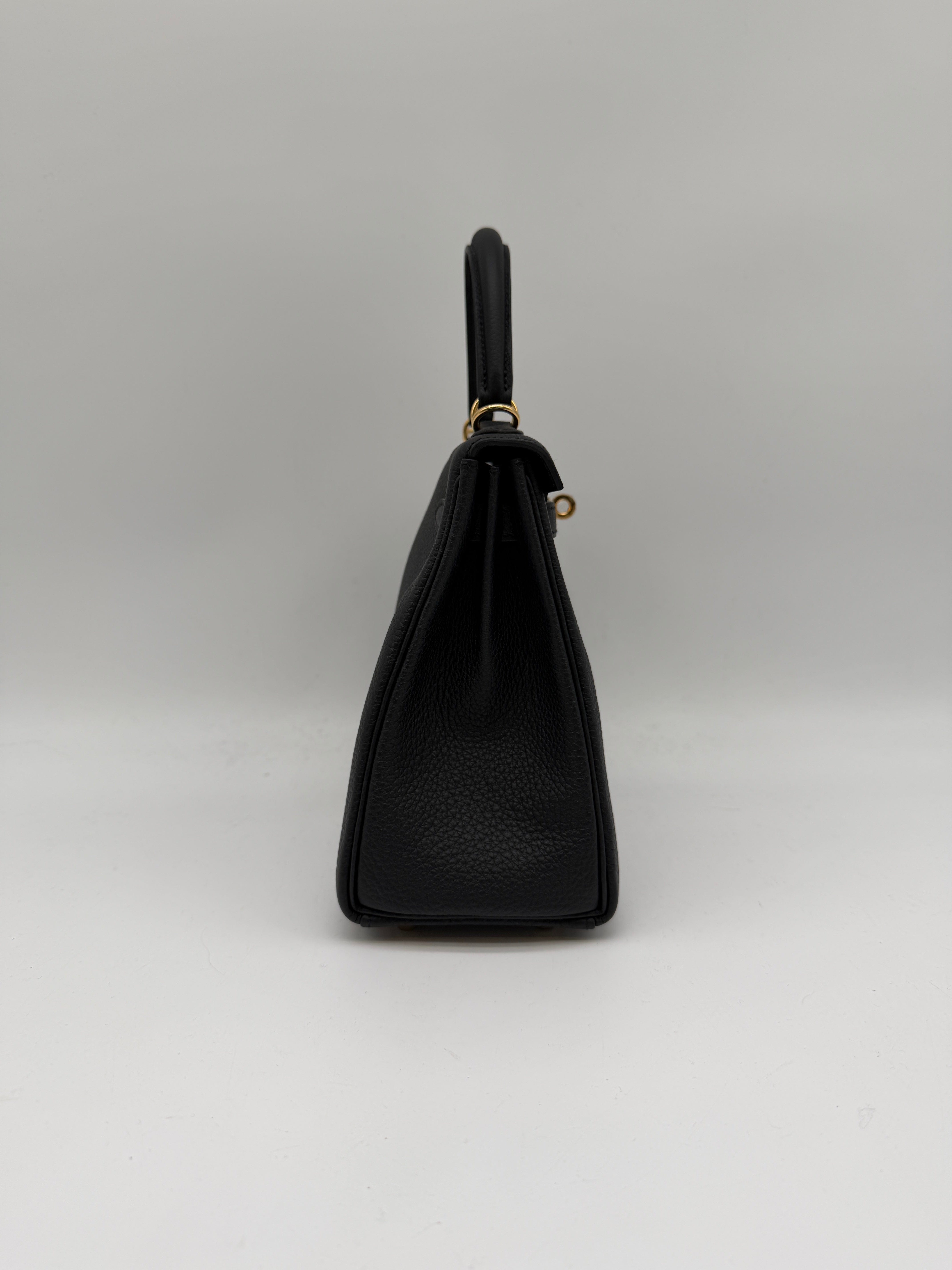 Prime Concierge Hermès Kelly 25 Black Togo Gold Hardware