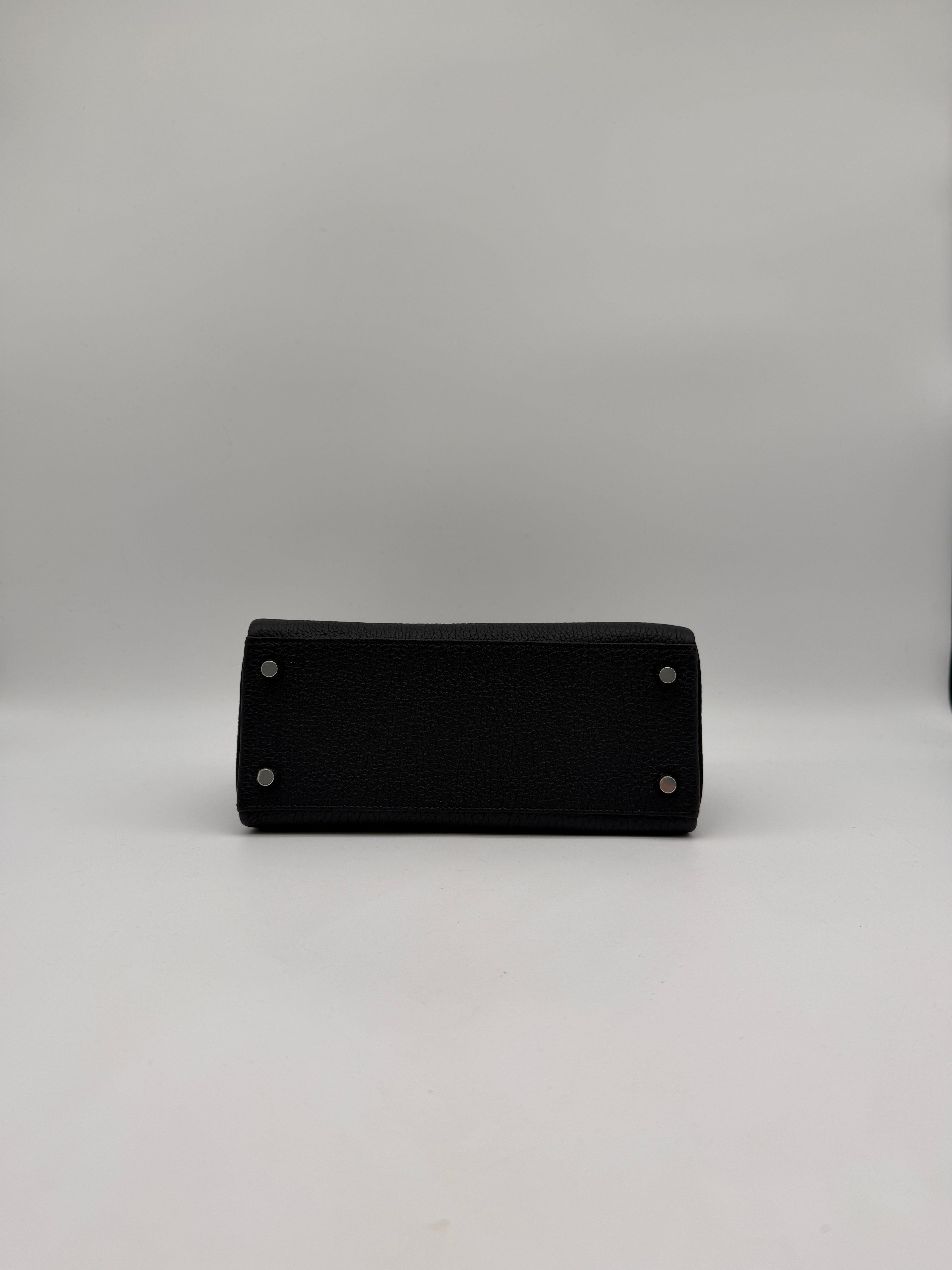 Prime Concierge Hermès Kelly 25 Black Togo Palladium Hardware