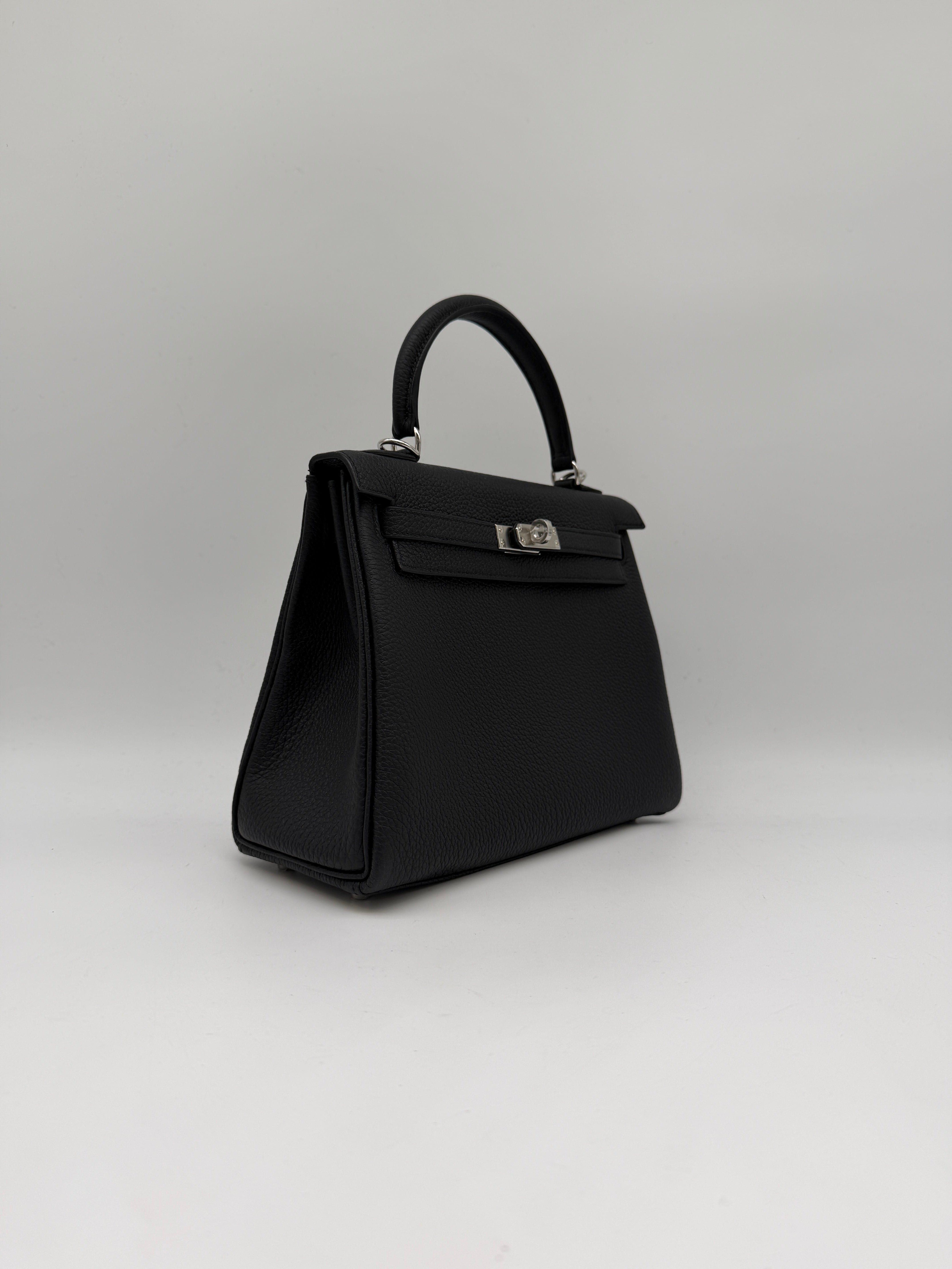 Prime Concierge Hermès Kelly 25 Black Togo Palladium Hardware