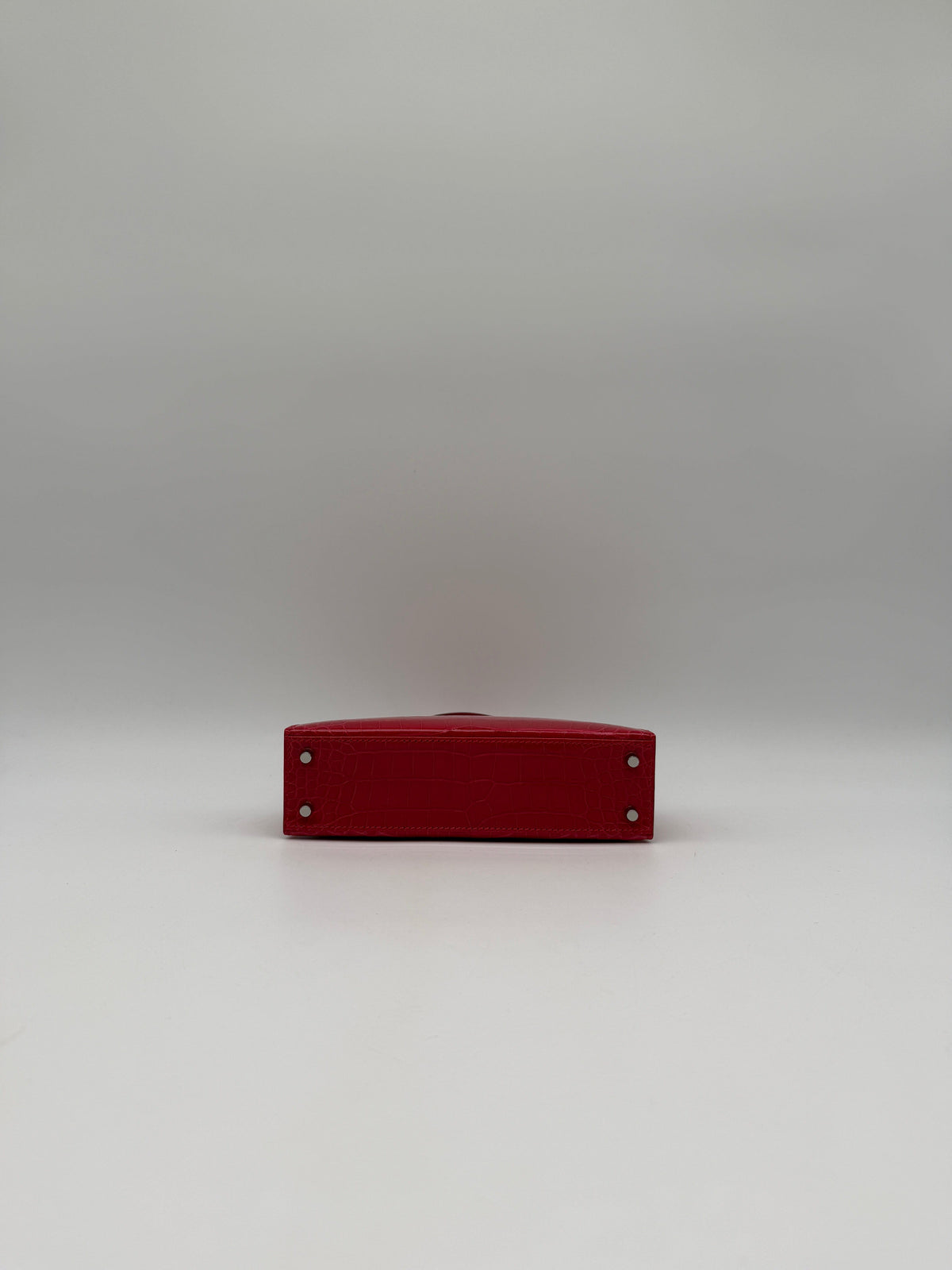 Prime Concierge Hermès Mini Kelly Rouge De Coeur Shiny Alligator Palladium Hardware