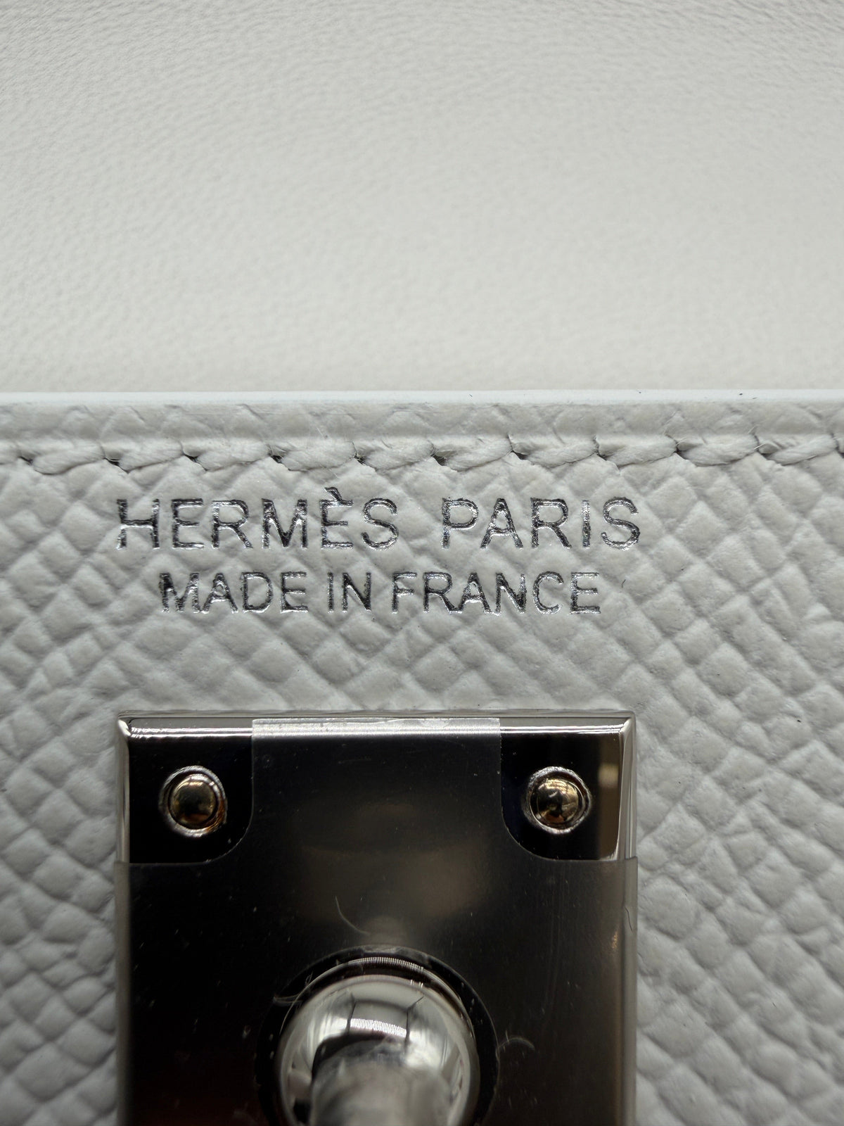 Prime Concierge Hermès Mini Kelly White Epsom Palladium Hardware