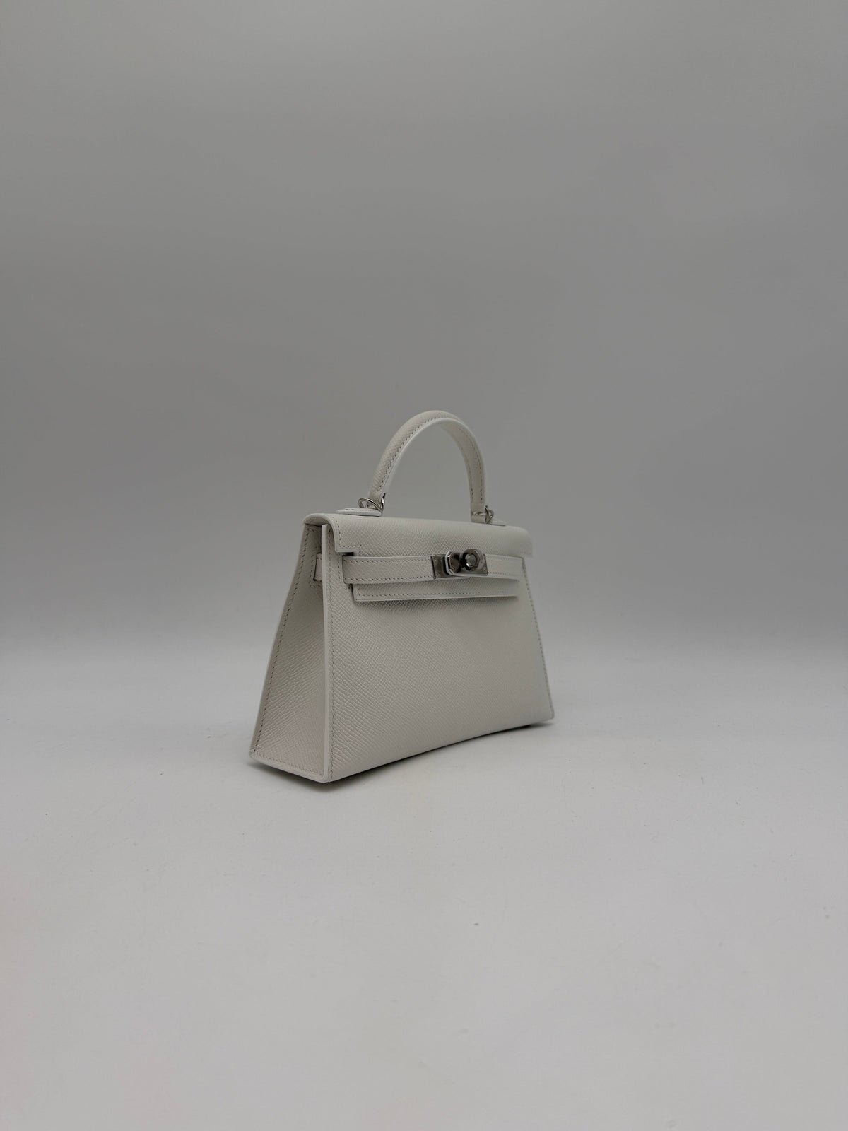 Prime Concierge Hermès Mini Kelly White Epsom Palladium Hardware