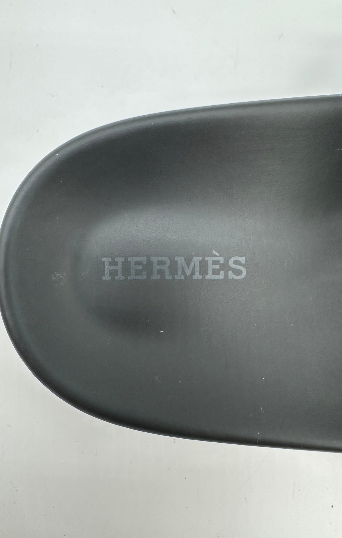 Prime Concierge Hermès Chypre Sandal Beige Esquisse/Noir