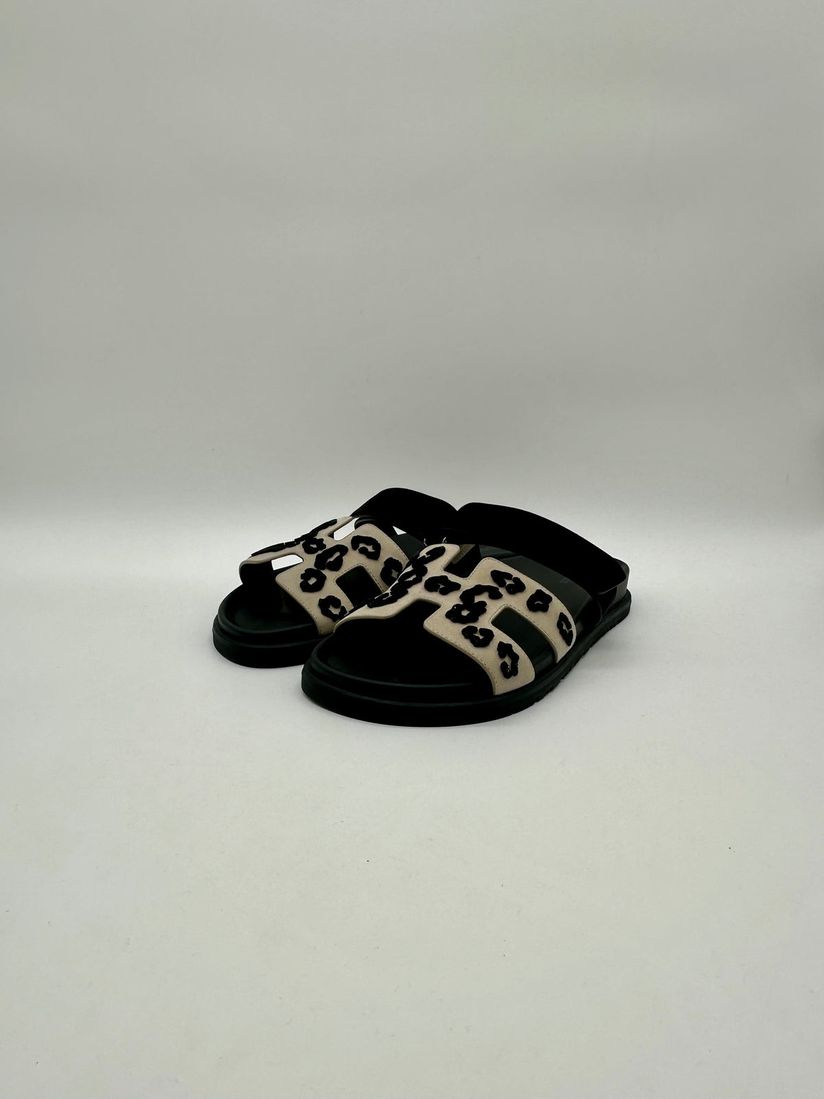 Prime Concierge Hermès Chypre Sandal Beige Esquisse/Noir