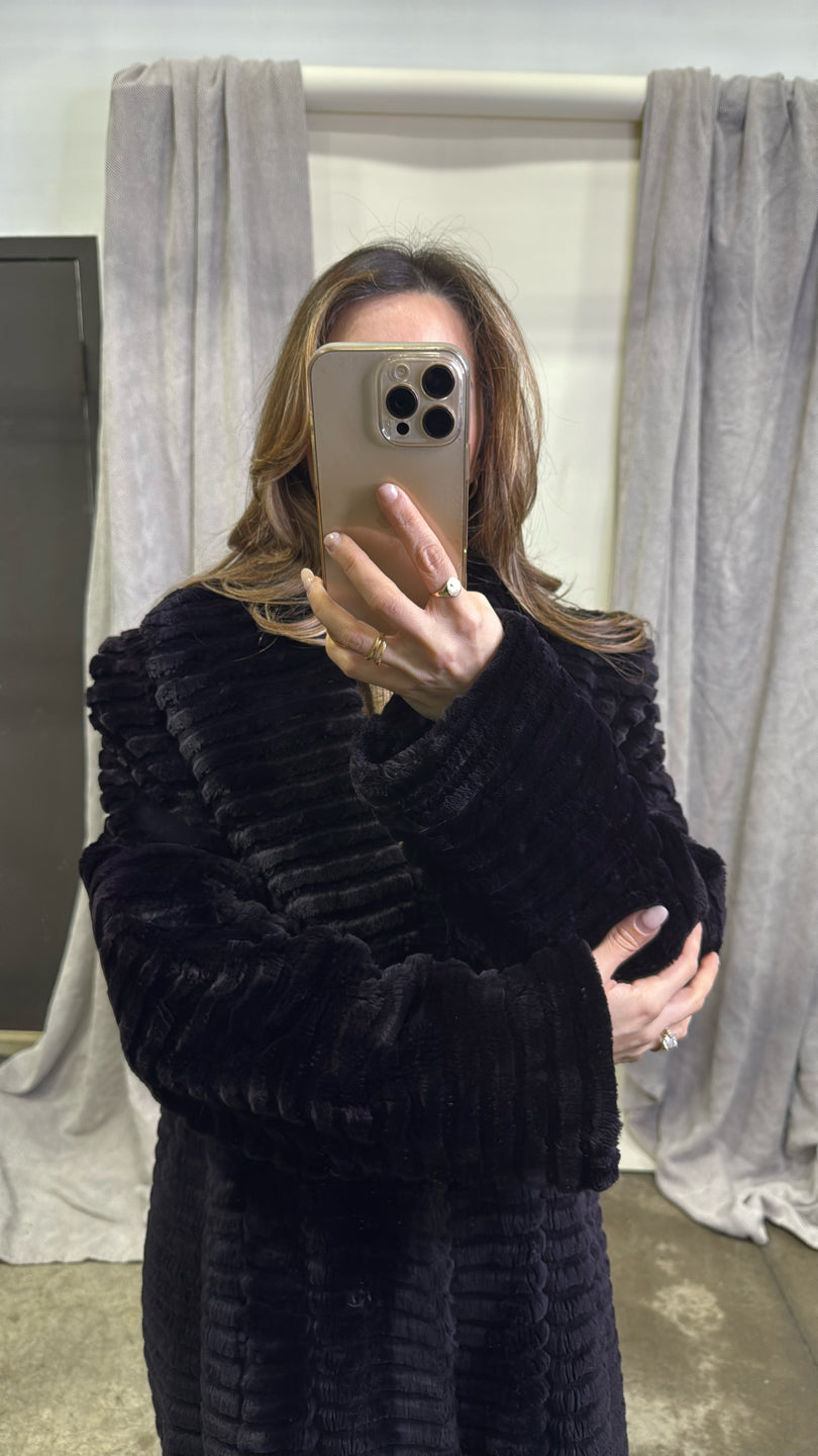 Black Dyed Sheared Beaver Coat - Black GM16041901914