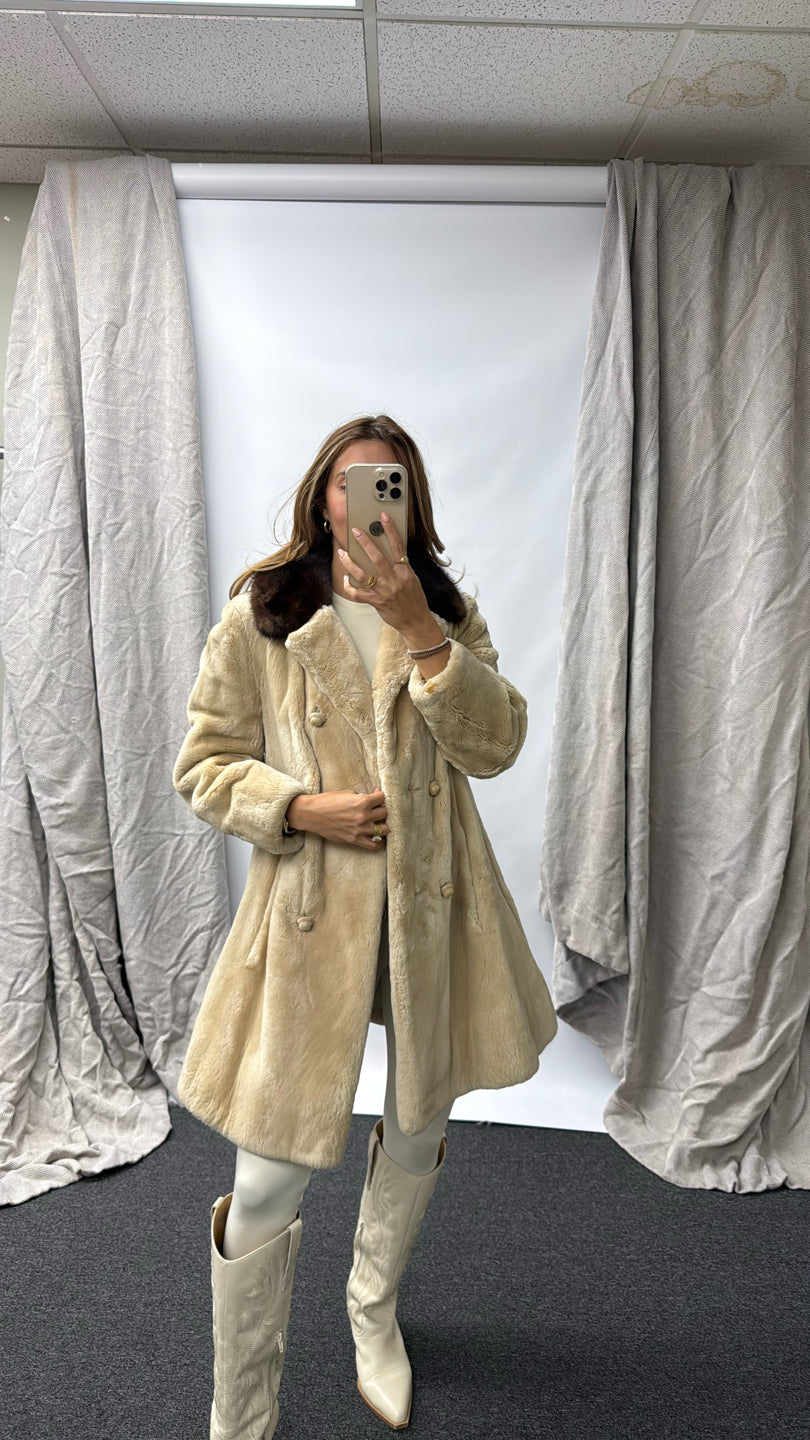 Beige Sheared Beaver w/ Mahogany Mink Knotch Collar with Wood Buttons Beige/Cream
