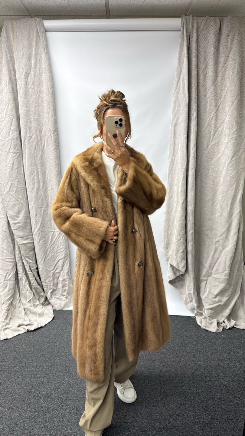 PASTEL MINK SHORT COAT Beige/Cream