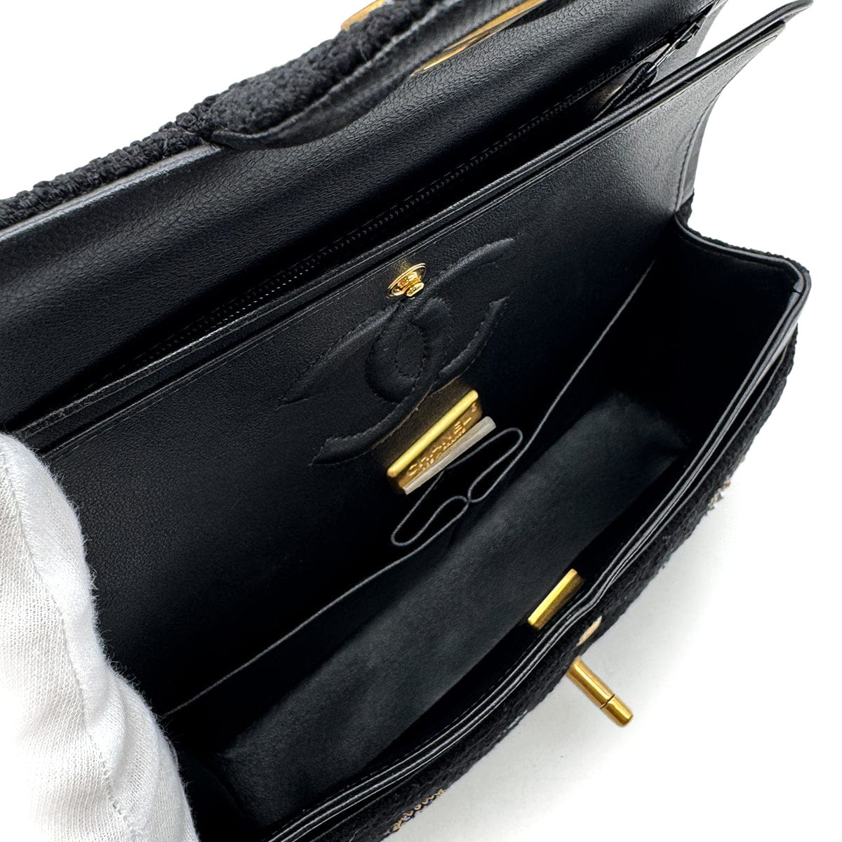 PURPOSE CHANEL MATELASSE CHAIN SHOULDER BAG BLACK TWEED BEADS RHINESTONE 90302336