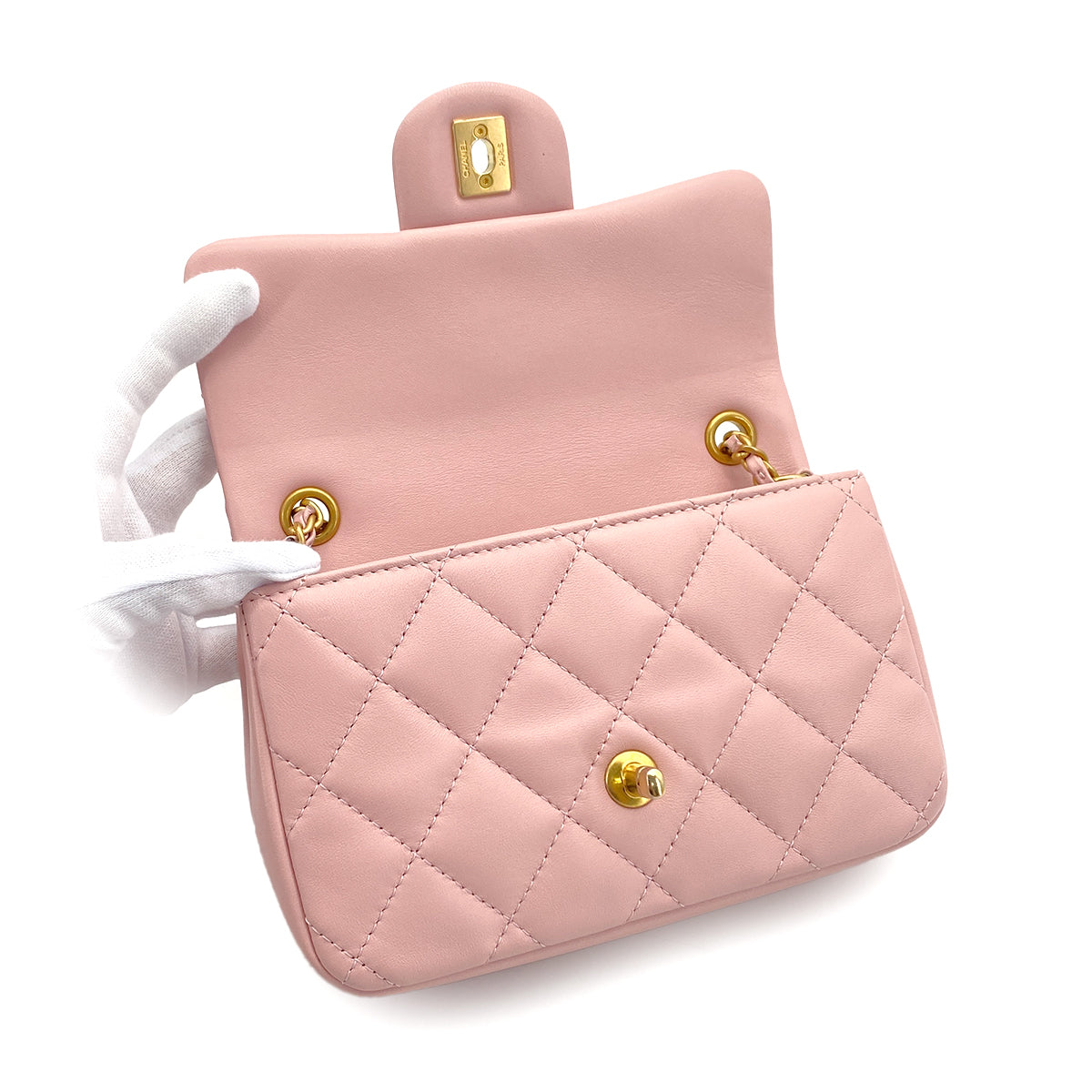 PURPOSE CHANEL MINI MATELASSE HEART CHARM CHAIN SHOULDER BAG PINK LAMB SKIN GOLD HARDWARE 90327292