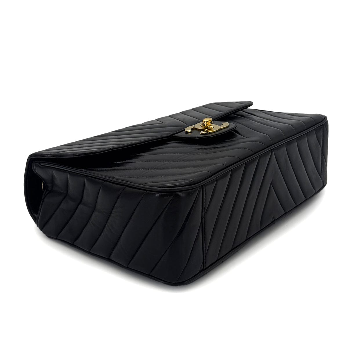 PURPOSE CHANEL VINTAGE CHEVRON CHAIN SHOULDER BAG BLACK LAMB SKIN 90286581