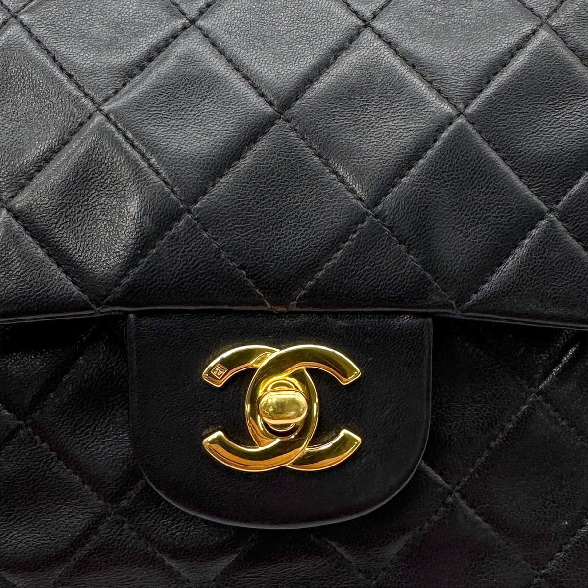 PURPOSE CHANEL VINTAGE CLASSIC FLAP MEDIUM CHAIN SHOULDER BAG BLACK LAMB SKIN 90305467