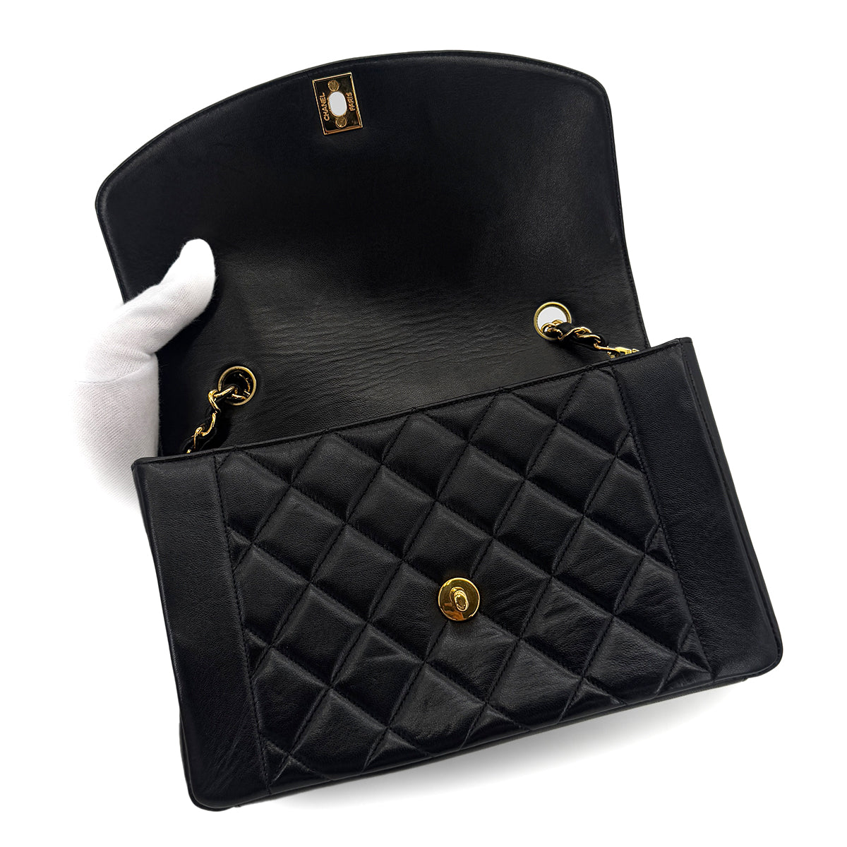 PURPOSE CHANEL VINTAGE MATELASSE CHAIN SHOULDER BAG BLACK LAMB SKIN 90286874