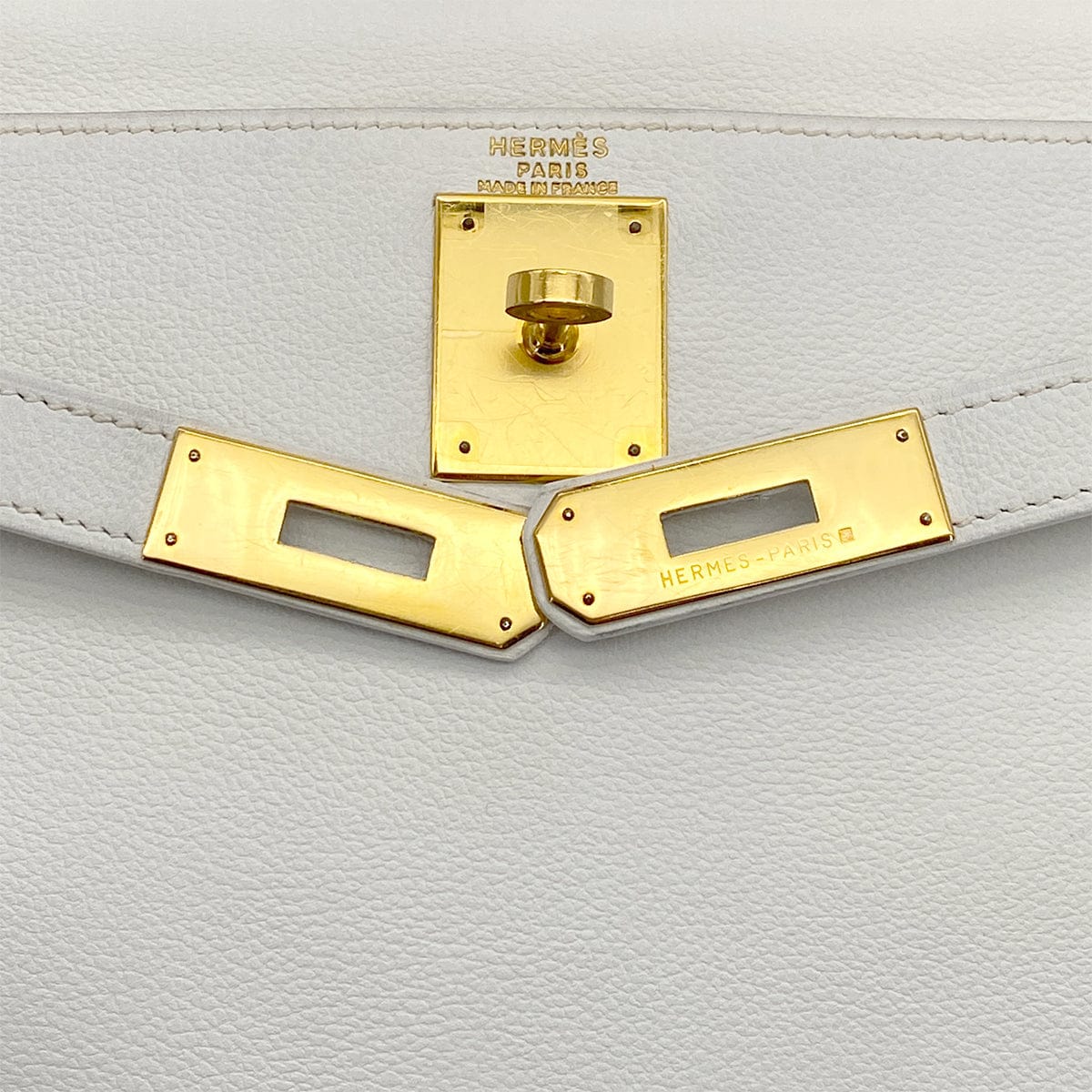 PURPOSE HERMES KELLY 28 RETOURNE WHITE GRAINE HAND SHOULDER BAG 〇W GOLD HARDWARE 90308961