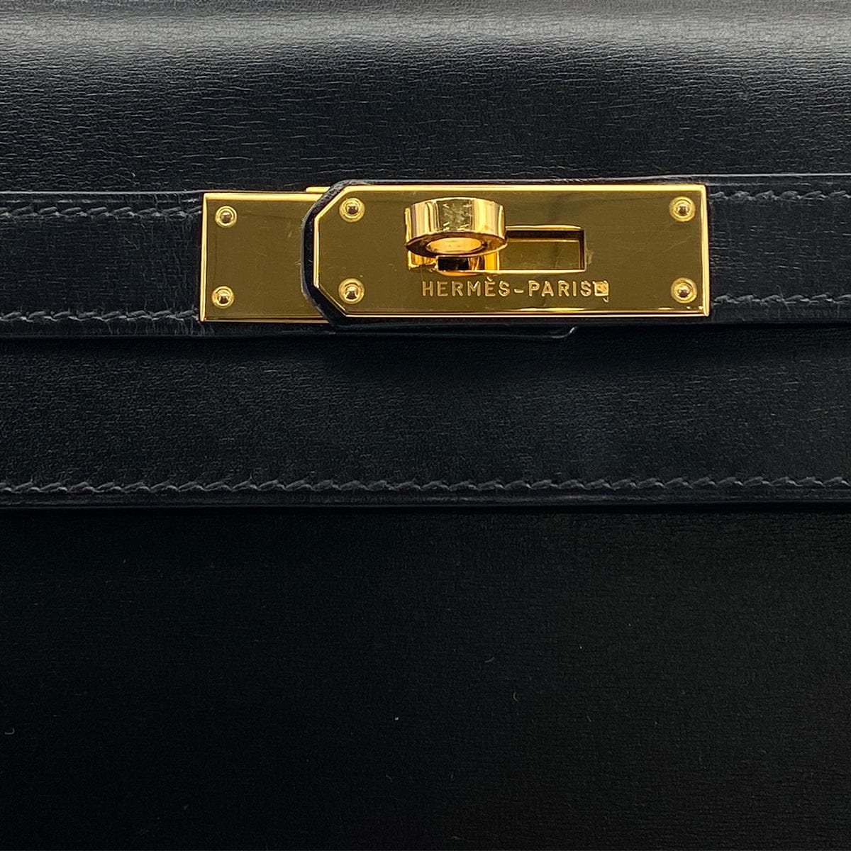 PURPOSE HERMES KELLY 35 SELLIER BLACK BOXCALF HAND SHOULDER BAG 1992 CIRCLE V GOLD HARDWARE 90326188
