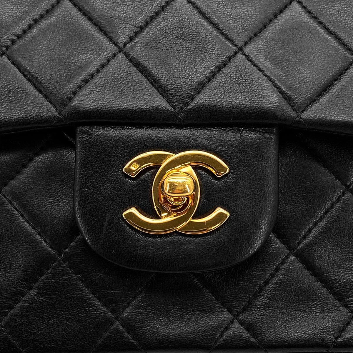 PURPOSE VINTAGE CHANEL CLASSIC FLAP MEDIUM CHAIN SHOULDER BAG BLACK LAMB SKIN GOLD HARDWARE 90327315