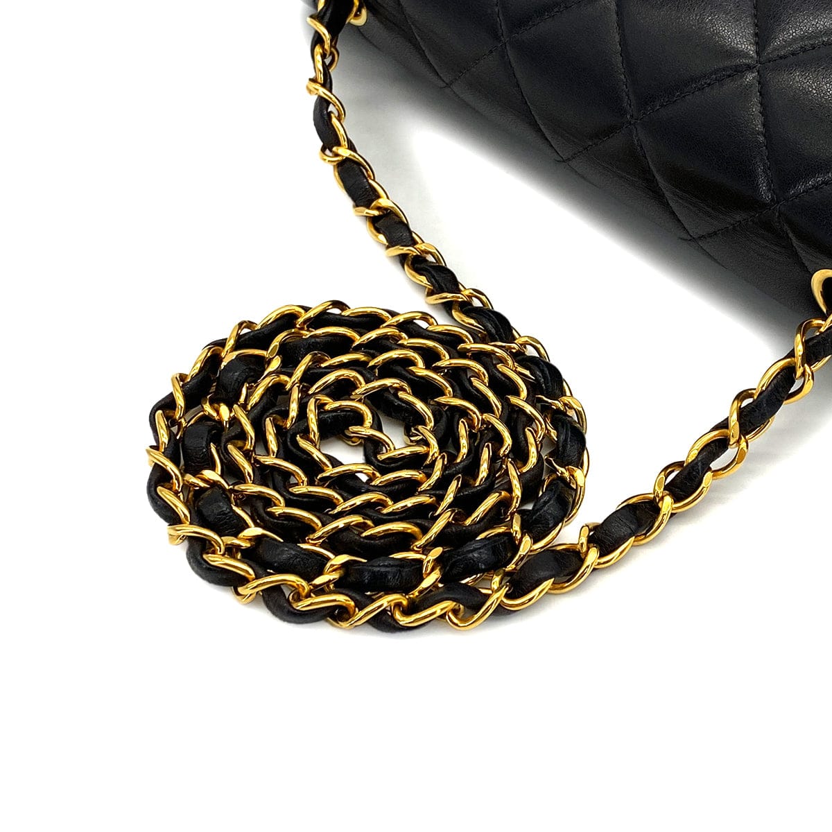 PURPOSE VINTAGE CHANEL DIANA MEDIUM CHAIN SHOULDER BAG BLACK LAMB SKIN GOLD HARDWARE 90321150