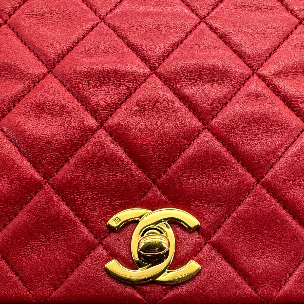 PURPOSE VINTAGE CHANEL FULL FLAP CHAIN SHOULDER BAG RED LAMB SKIN GOLD HARDWARE 90322918