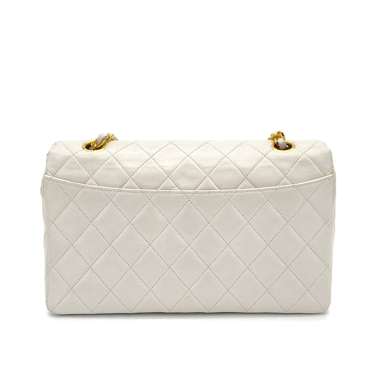 PURPOSE VINTAGE CHANEL MATELASSE CHAIN SHOULDER BAG WHITE LAMB SKIN GOLD HARDWARE 90324753