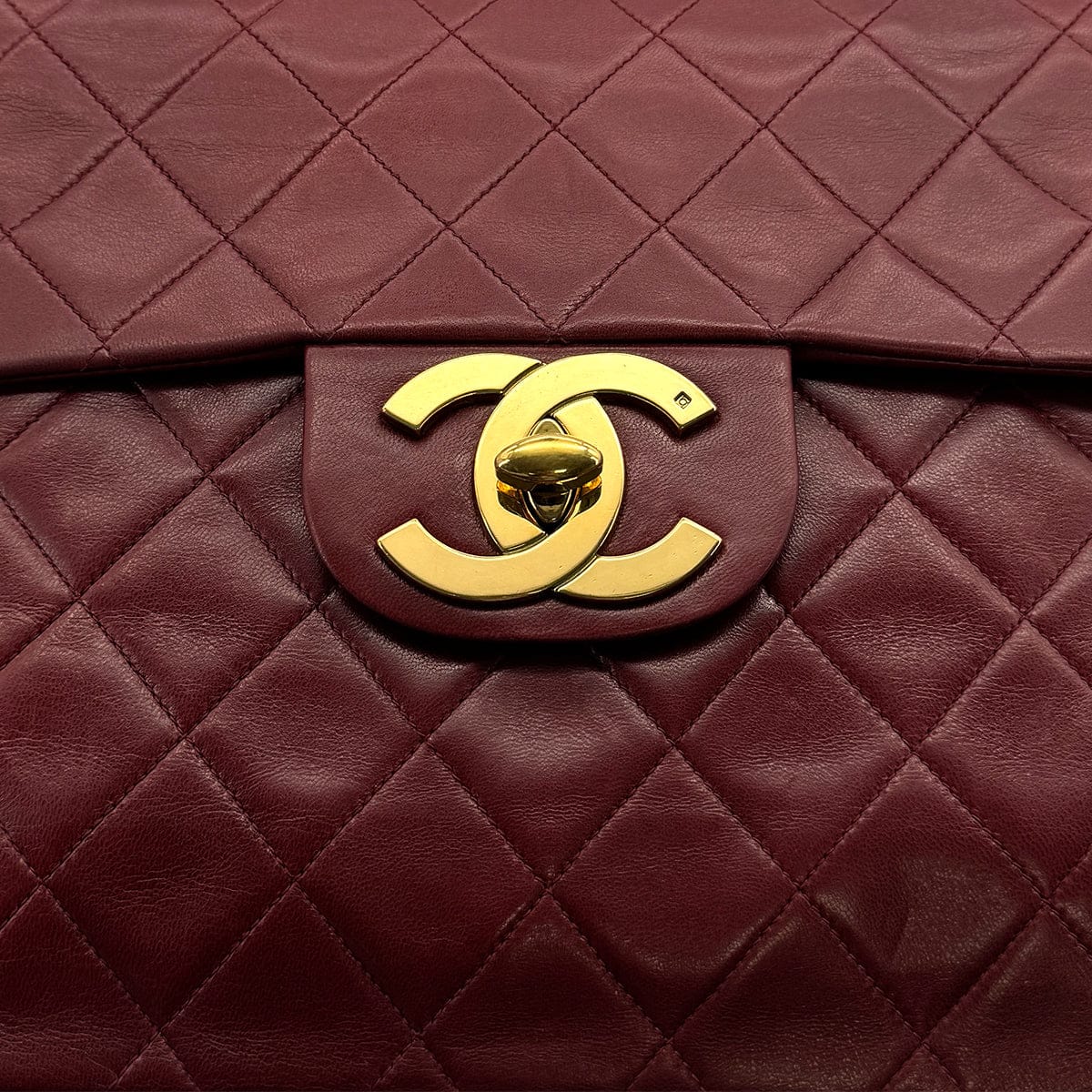 PURPOSE VINTAGE CHANEL MAXI MATELASSE 34 CHAIN SHOULDER BAG BORDEAUX LAMB SKIN GOLD HARDWARE 90318629