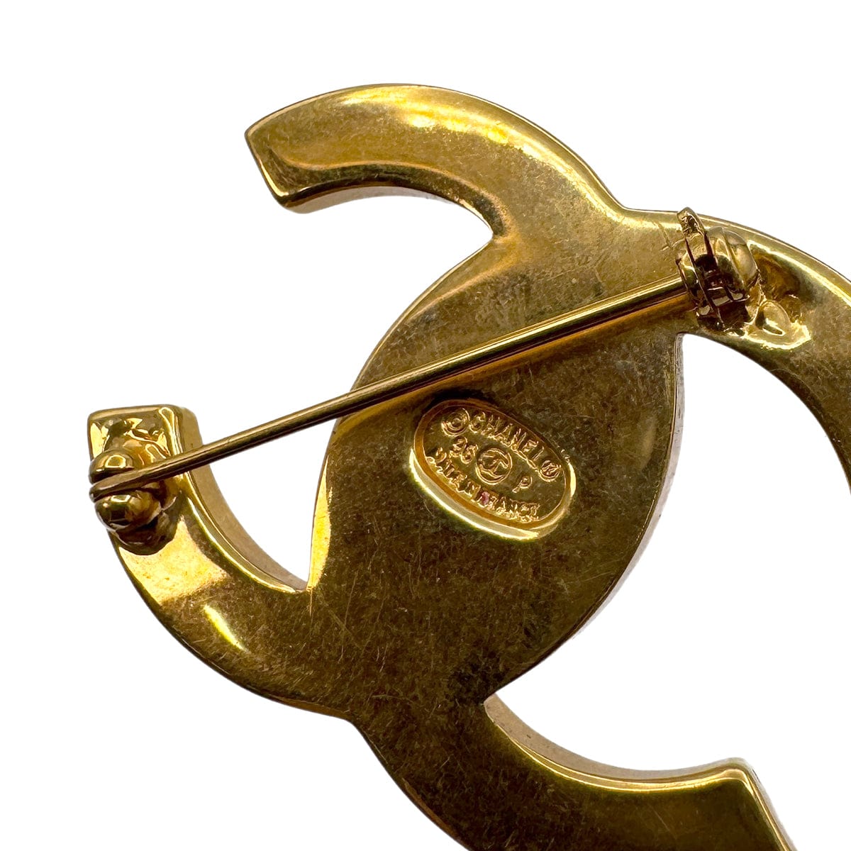 PURPOSE VINTAGE CHANEL TURN LOCK BROOCH GOLD ACCESSORY 96P 90323111