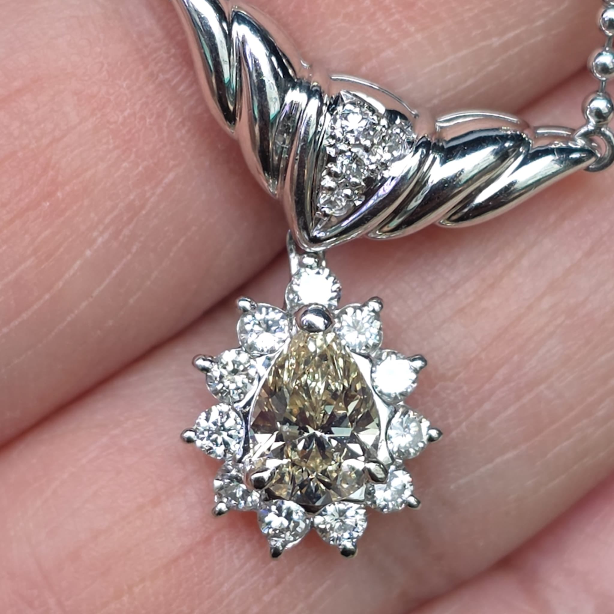 Rockstoc x LP Pt900/850 Toei Crown Diamond Pendant w/ Chain D 1.040 / 0.610 41 cm 11.30 g C RSXLPS26