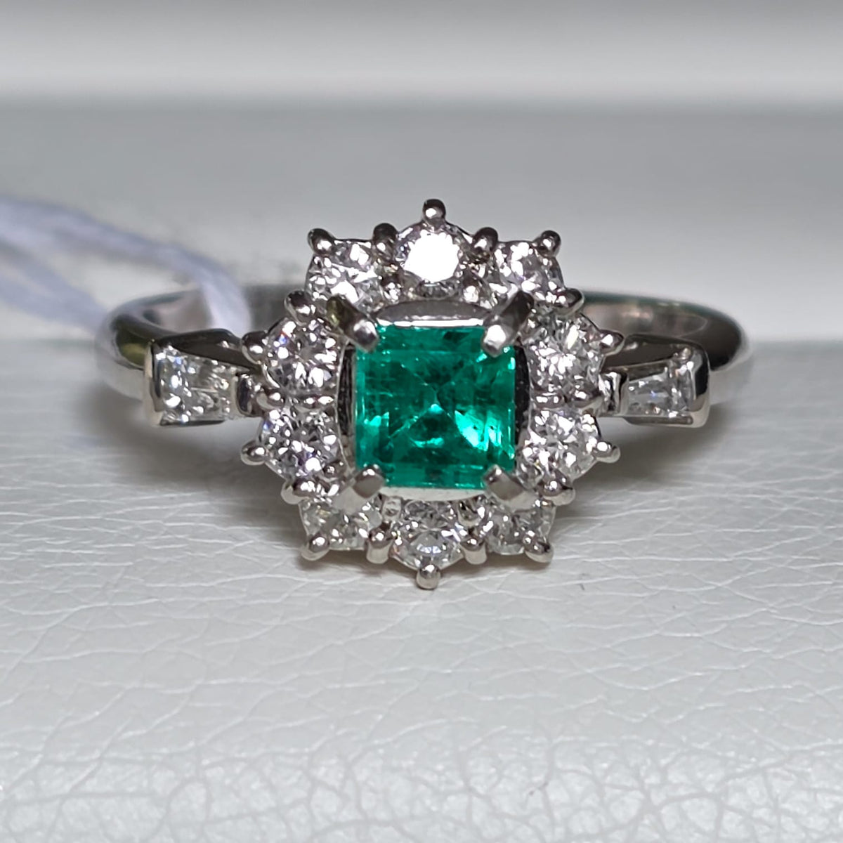 Rockstoc x LP Pt900 Emerald Ring E 0.50 D 0.50 Sz 5.5 5.0g RLPR73