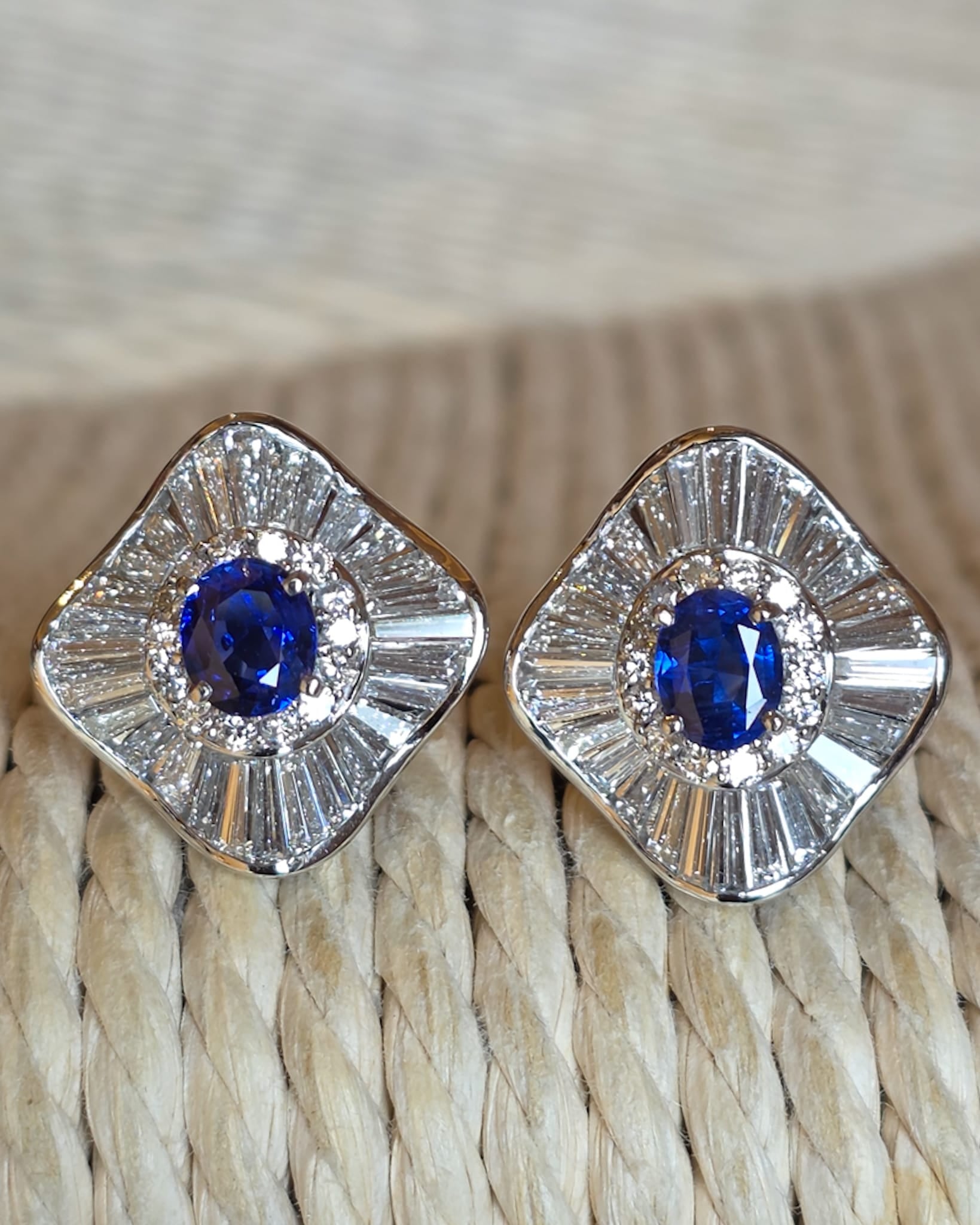 Rockstoc x LP Pt900 Sapphire Earrings S 1.05 / 1.10 D 2.28 / 2.26 13.0 g RLPR165