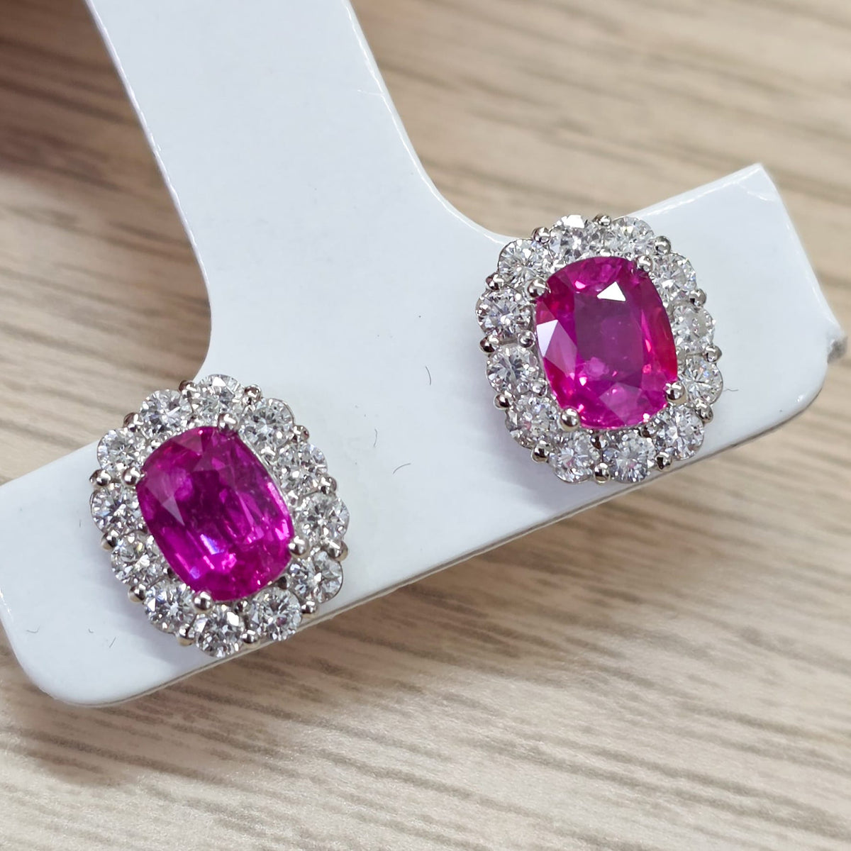 Rockstoc x LP Pt950/900 Mozambique Sapphire Earrings NH S 1.50/1.41 D 0.65/0.64 3.5g CGL RLPR72