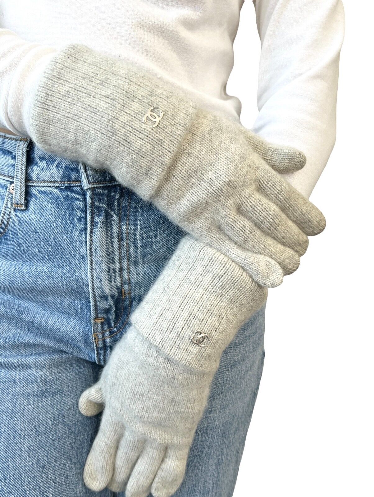 CHANEL Vintage CC Mark Logo Cashmere Knit Gloves Accessory Gray Silver