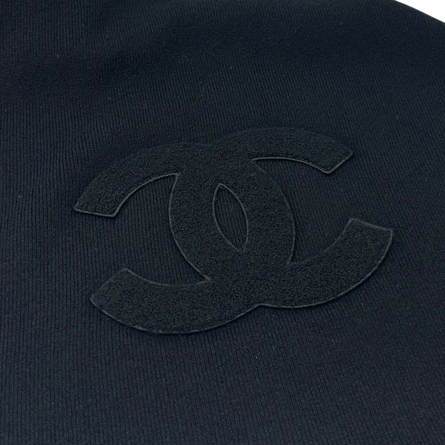 CHANEL Vintage CC Big Logo Muffler Scarf Wrap Accessory Black Cashmere Patch
