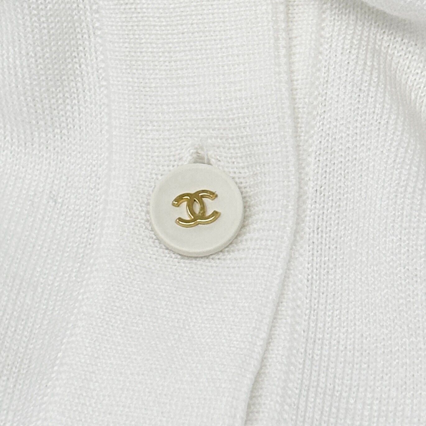 CHANEL Vintage 94P CC Logo Collared Top #42 White Gold Button Cotton