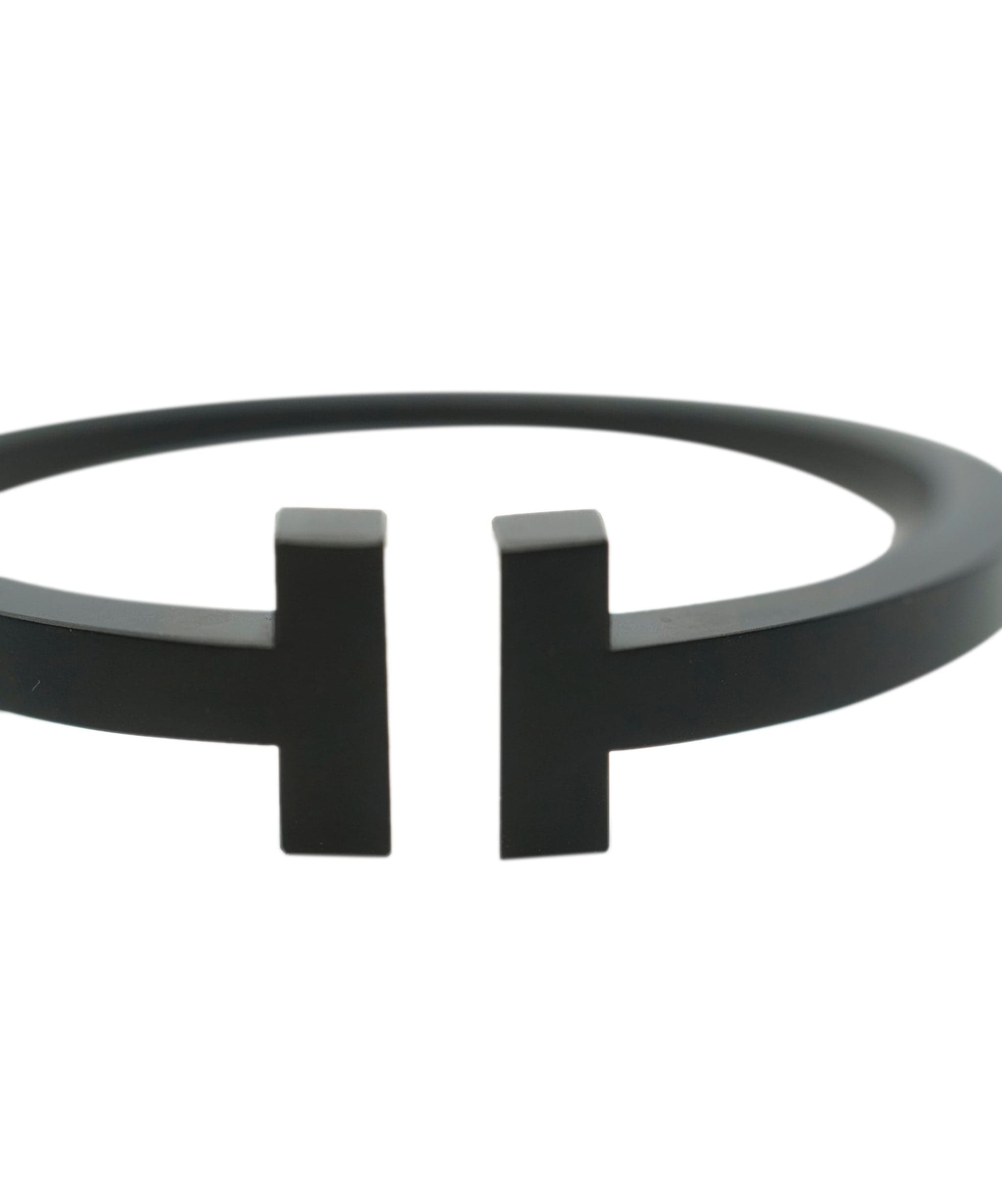 Tiffany & Co. Tiffany & Co. Tiffany T Bracelet in Black Steel ALC1505