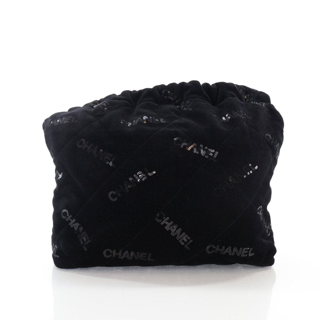 USA Chanel 22 Hobo Small Black Velvet