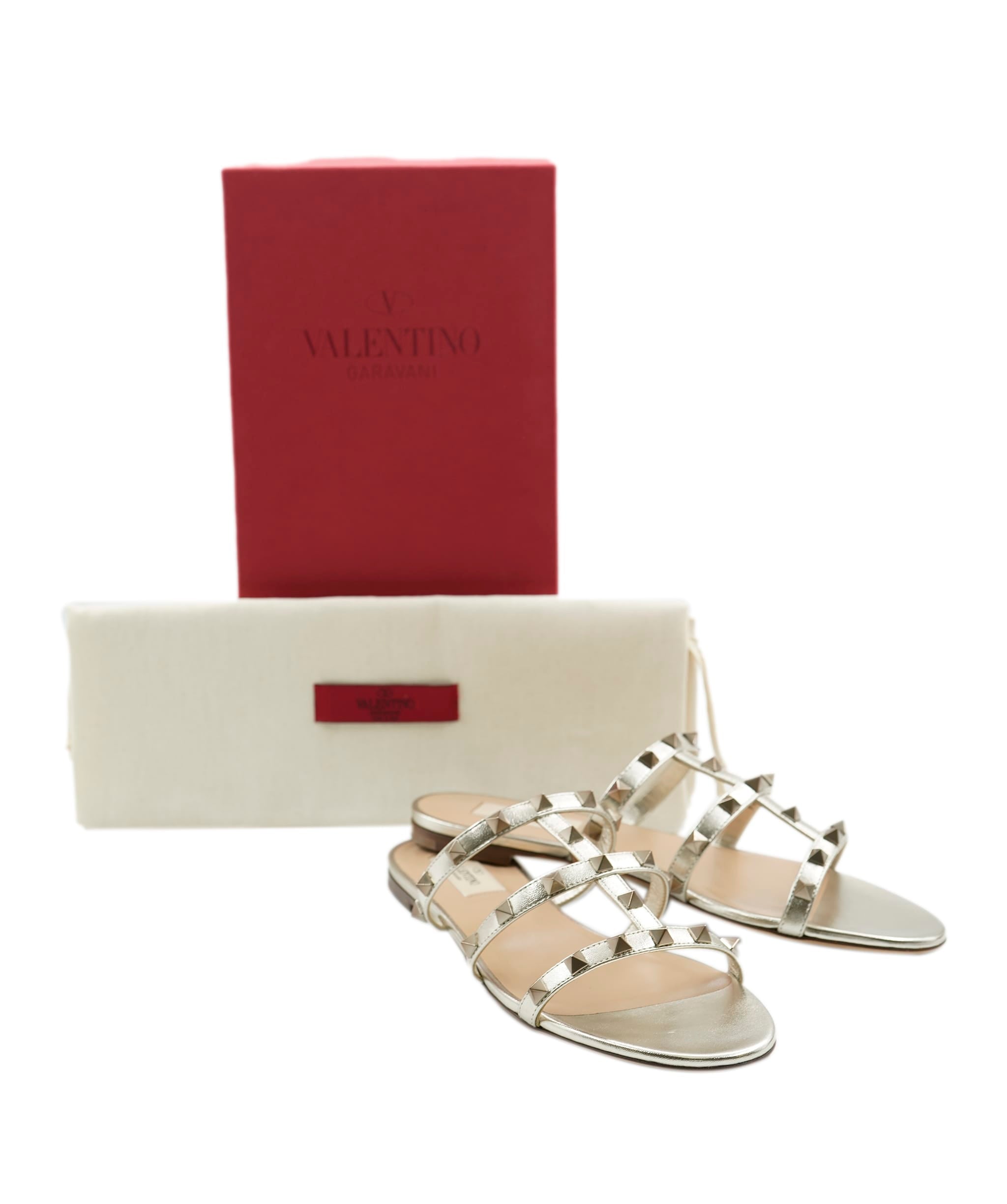 Valentino Valentino rockstud sandals AKC0780
