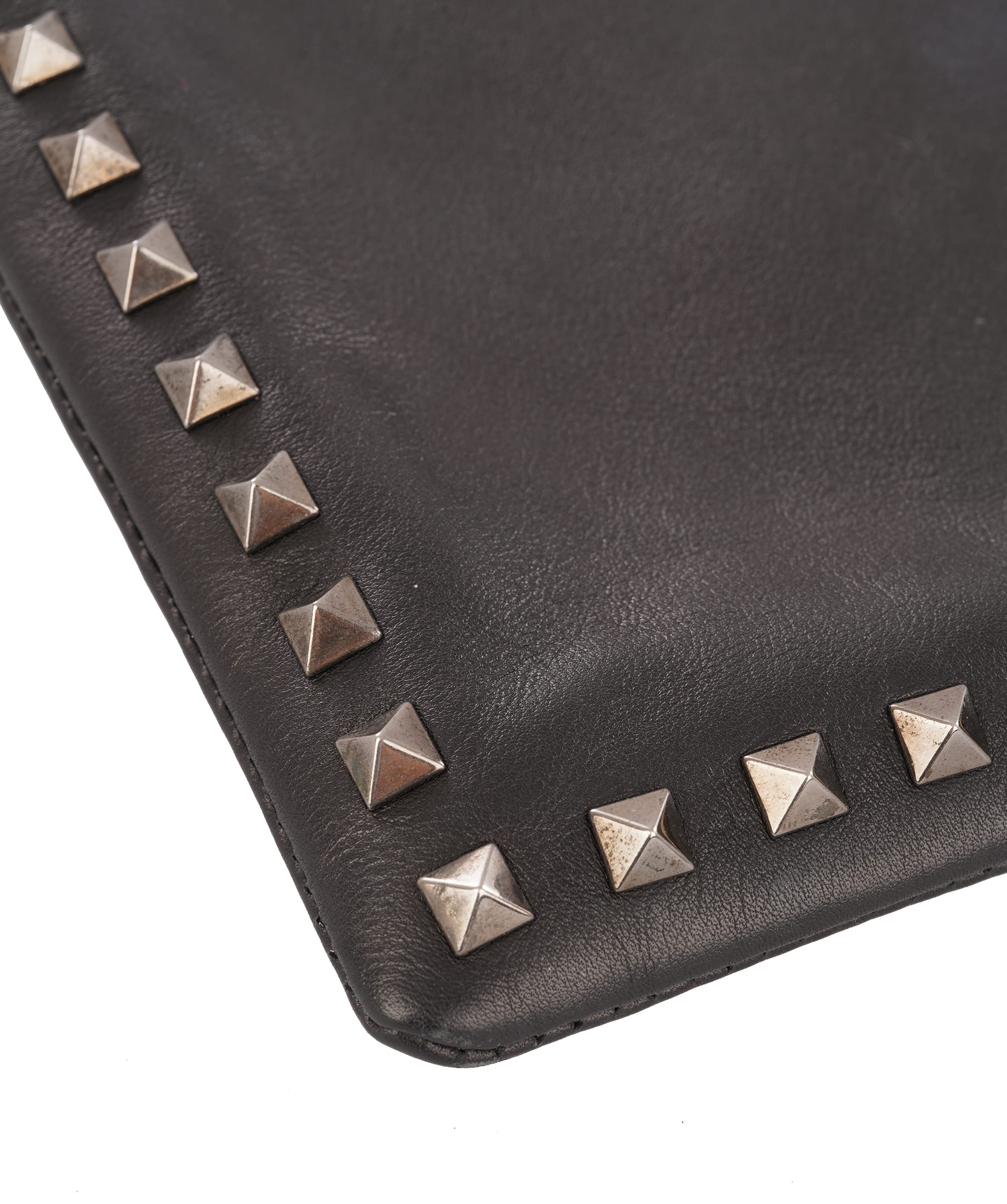Valentino Garavani Valentino Garavani Rockstud Leather Pouch Clutch ALC4349