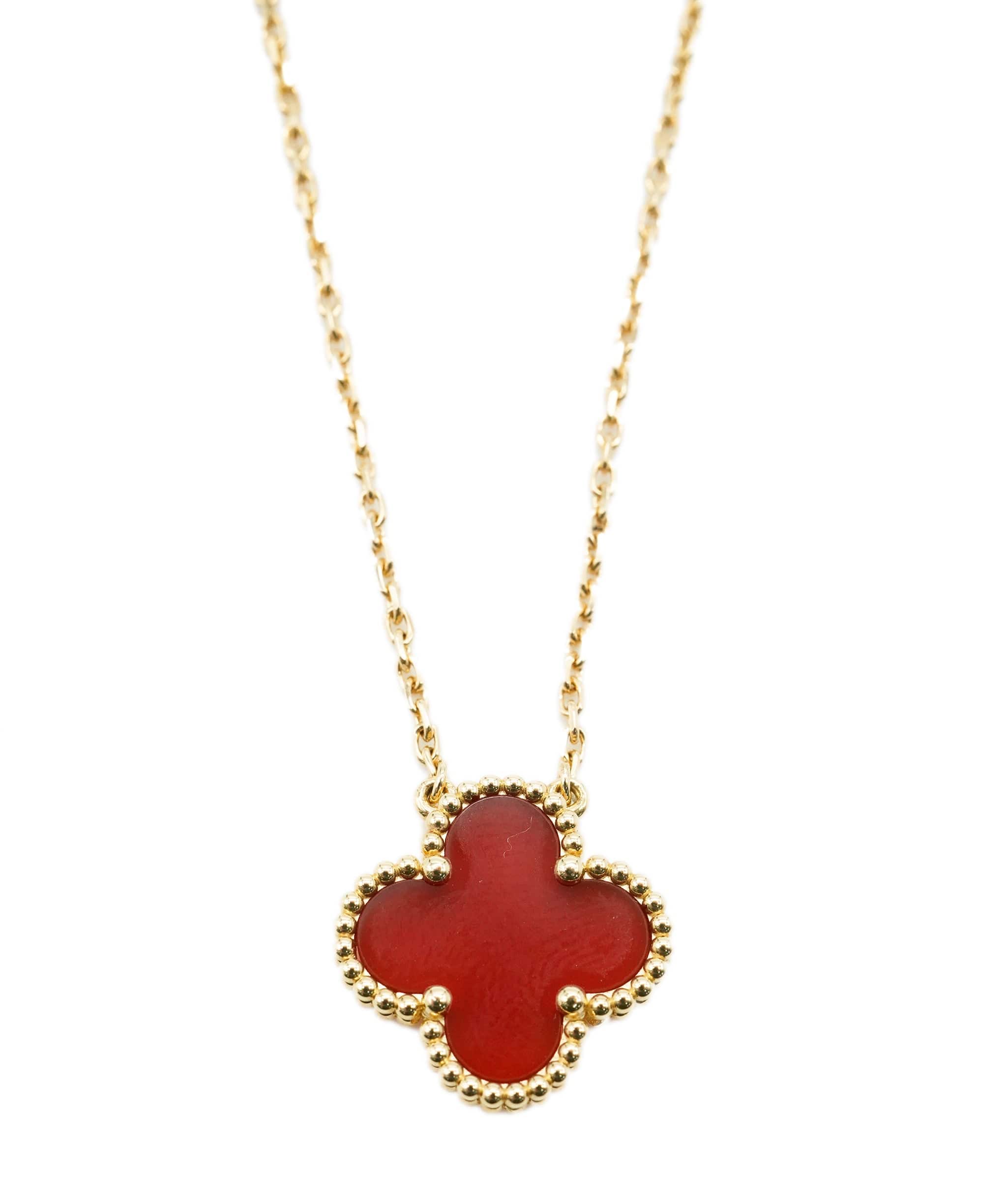 Van Cleef & Arpels Van Cleef & Arpels Single Vintage Alhambra Carnelian Necklace SKC1787