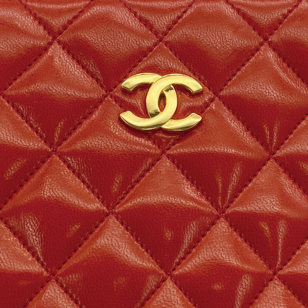 VINTAGE CHANEL MATELASSE CHAIN SHOULDER BAG RED LAMB SKIN GOLD HARDWARE 90311877