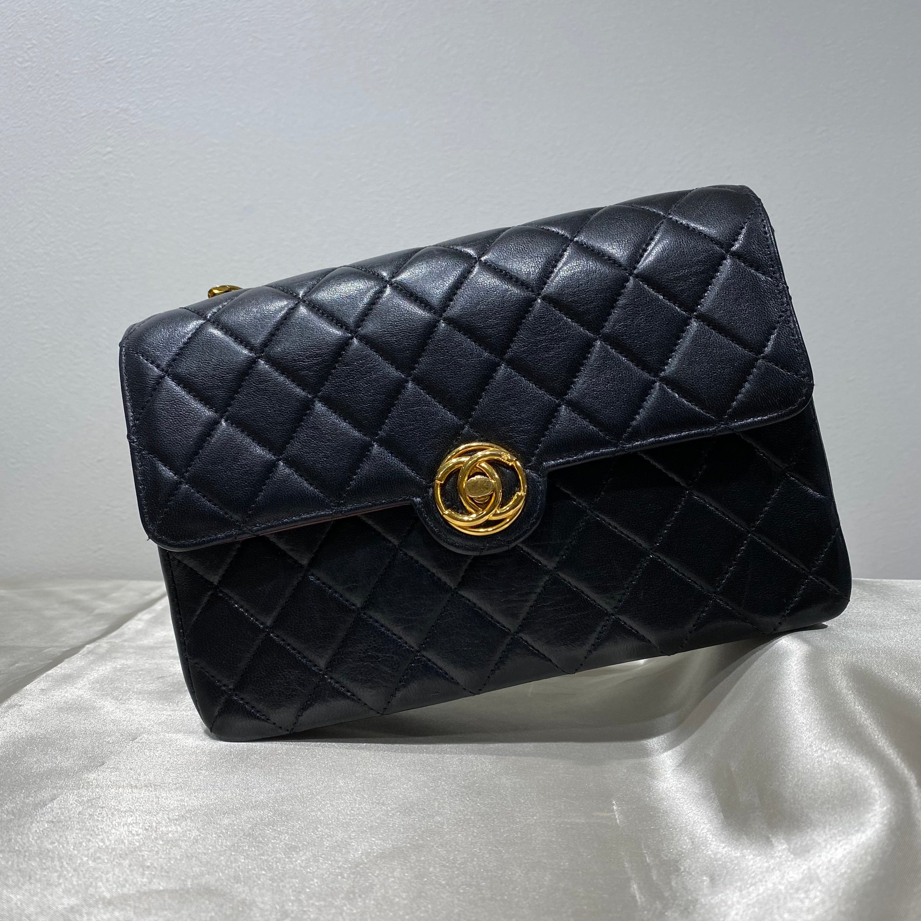 VINTAGE LOVER PURPOSE CHANEL VINTAGE MINI FLAP CHAIN SHOULDER BAG BLACK LAMB SKIN 90161163