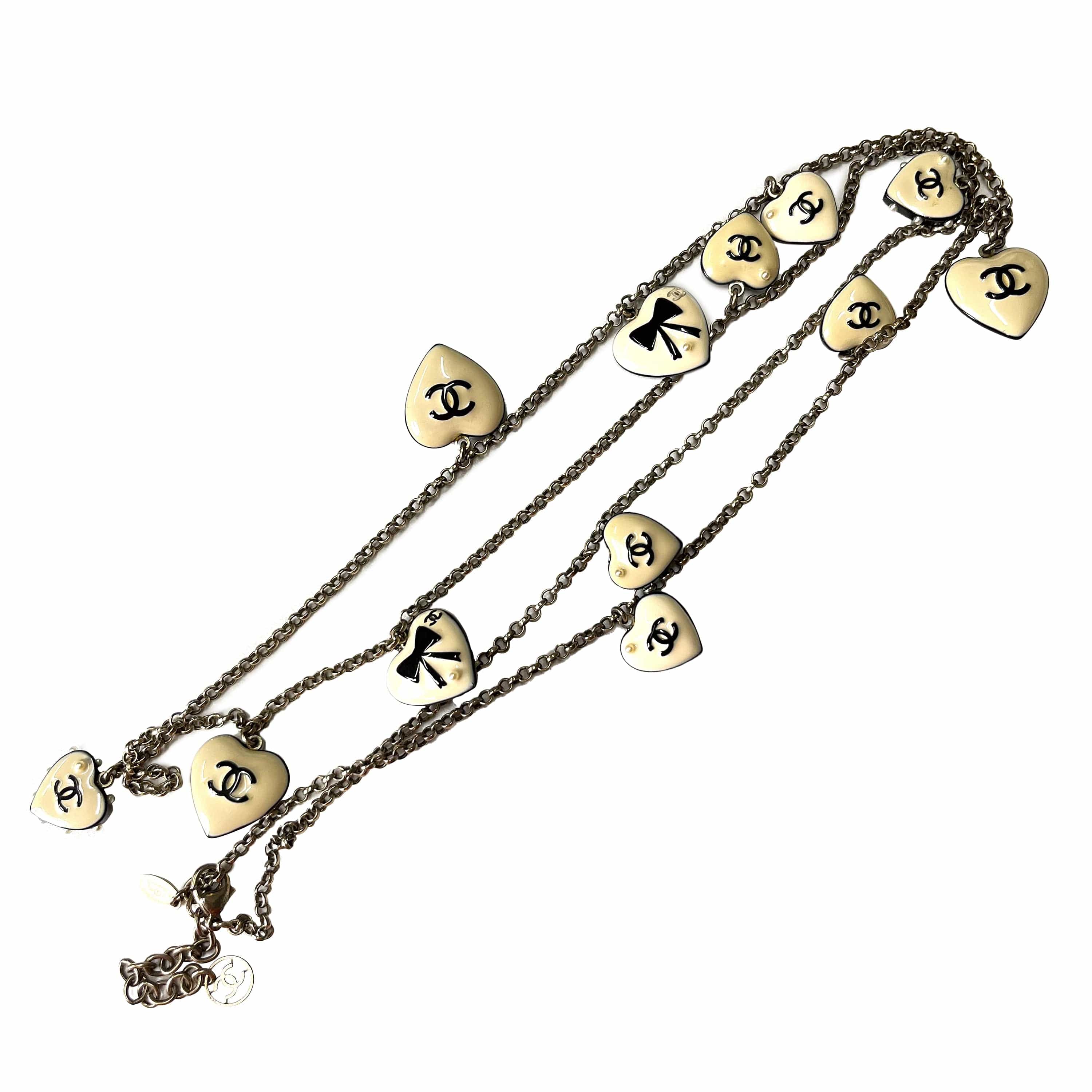 VINTAGE LOVER PURPOSE CHANEL VINTAGE NECKLACE HEART MOTIF CAMELLIA ACCESSORY 03P 90208979