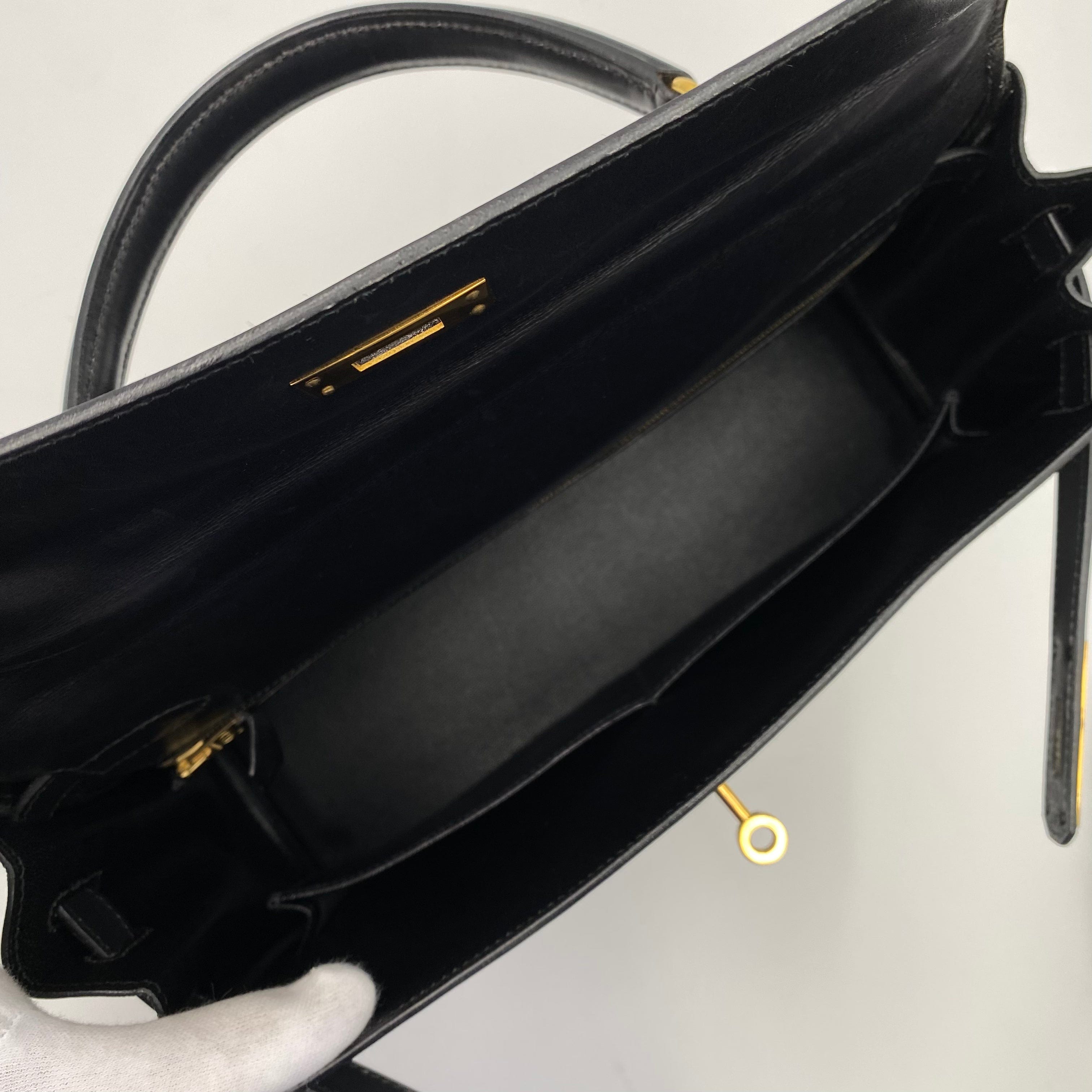 VINTAGE LOVER PURPOSE HERMES KELLY 32 RETOURNE BLACK BOXCALF HAND SHOULDER BAG 〇X 90221027