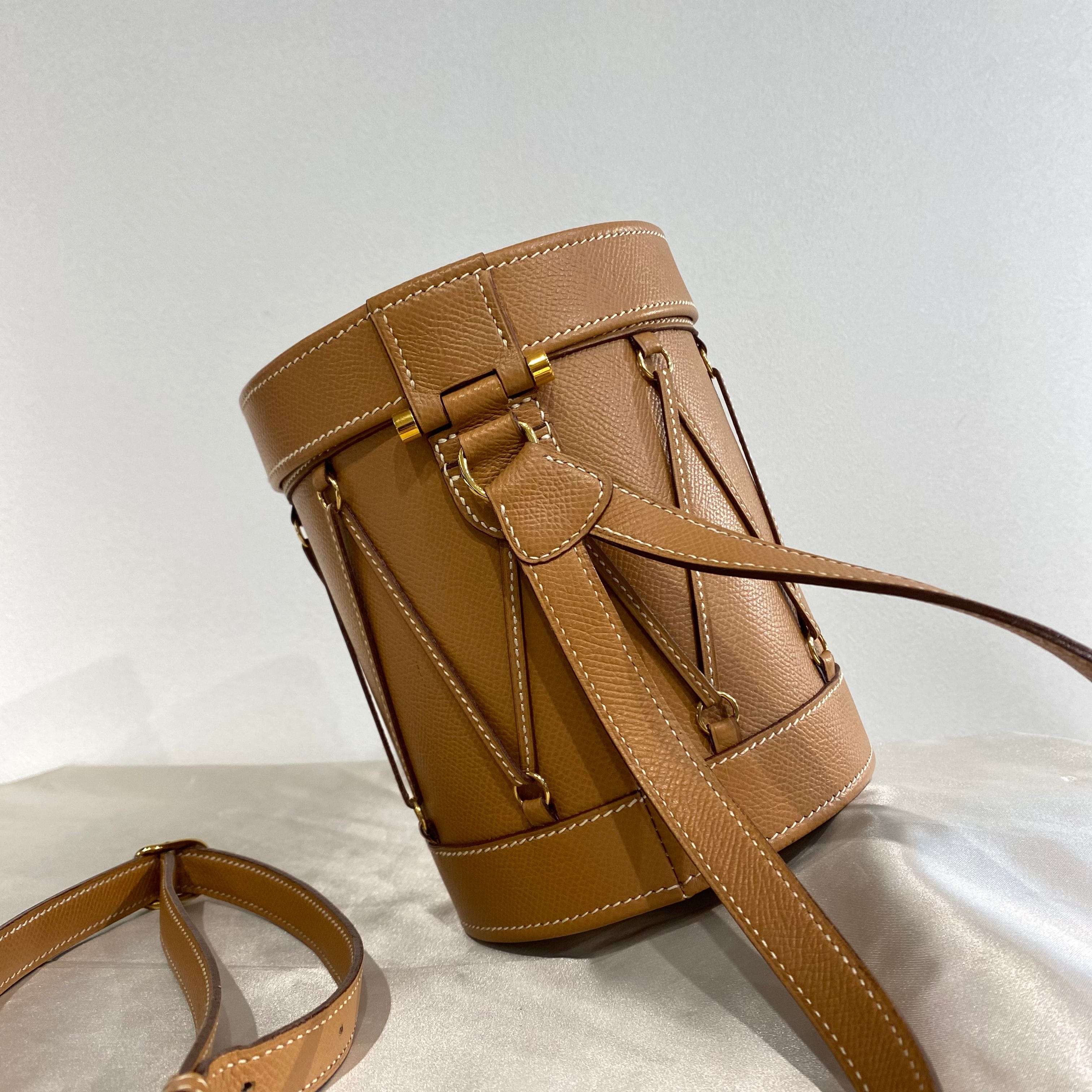 VINTAGE LOVER PURPOSE HERMES TAMBLE GOLD COUCHEVEL SHOULDER BAG 〇S 90208964