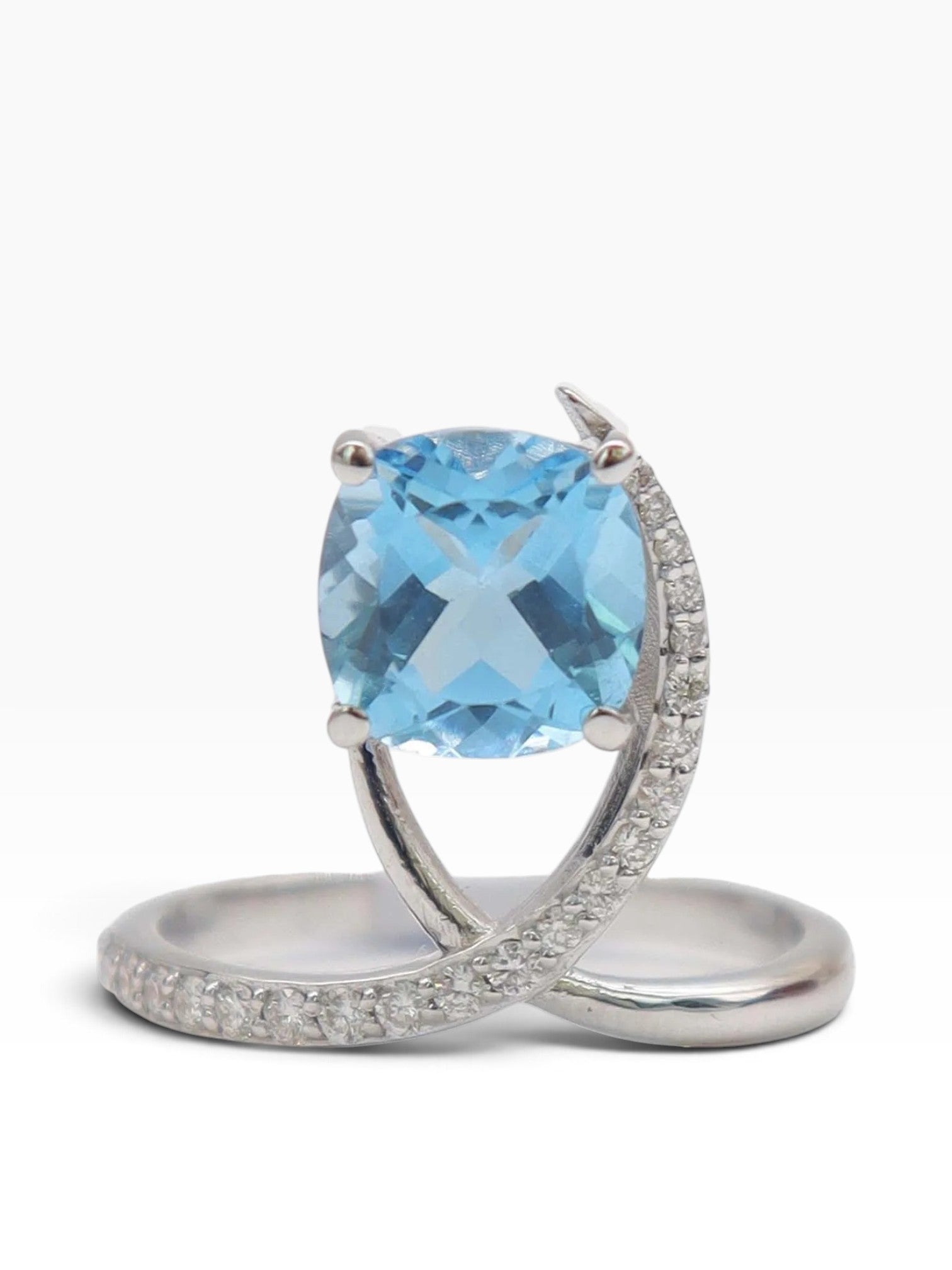 Swiss Topaz Diamond Ring DXBS6594