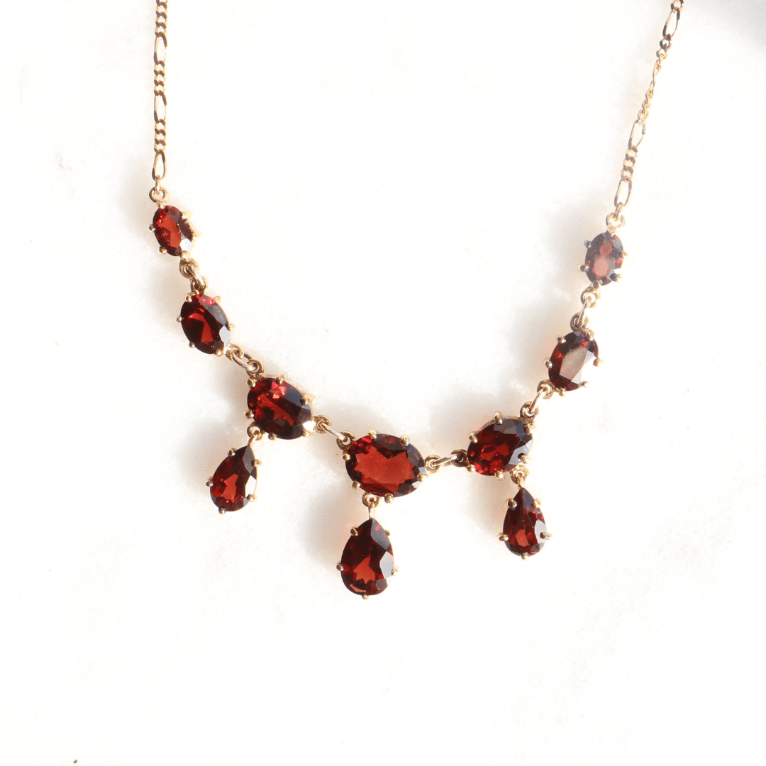 Willow Fine Jewellery 9ct Gold Garnet Necklace