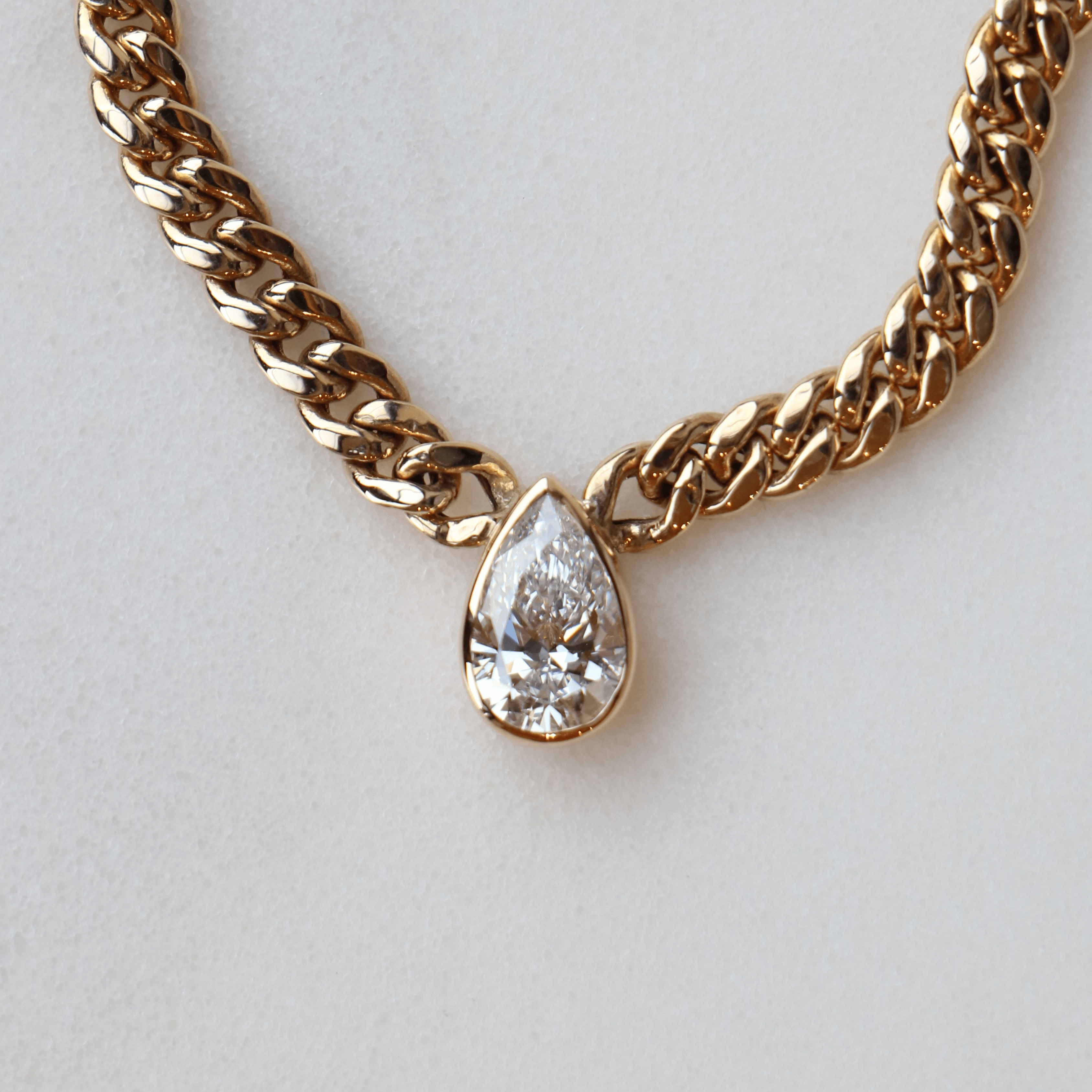 Willow Fine Jewellery 9ct Gold Pear Cut 1.5ct Lab Diamond Cuban Necklace