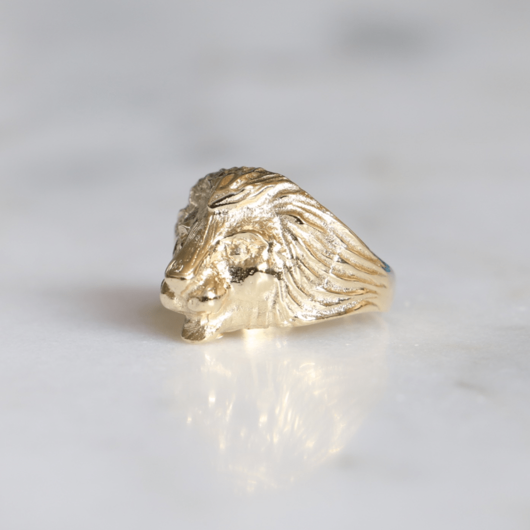 WillowFineJewellery 9ct Gold Lion Ring