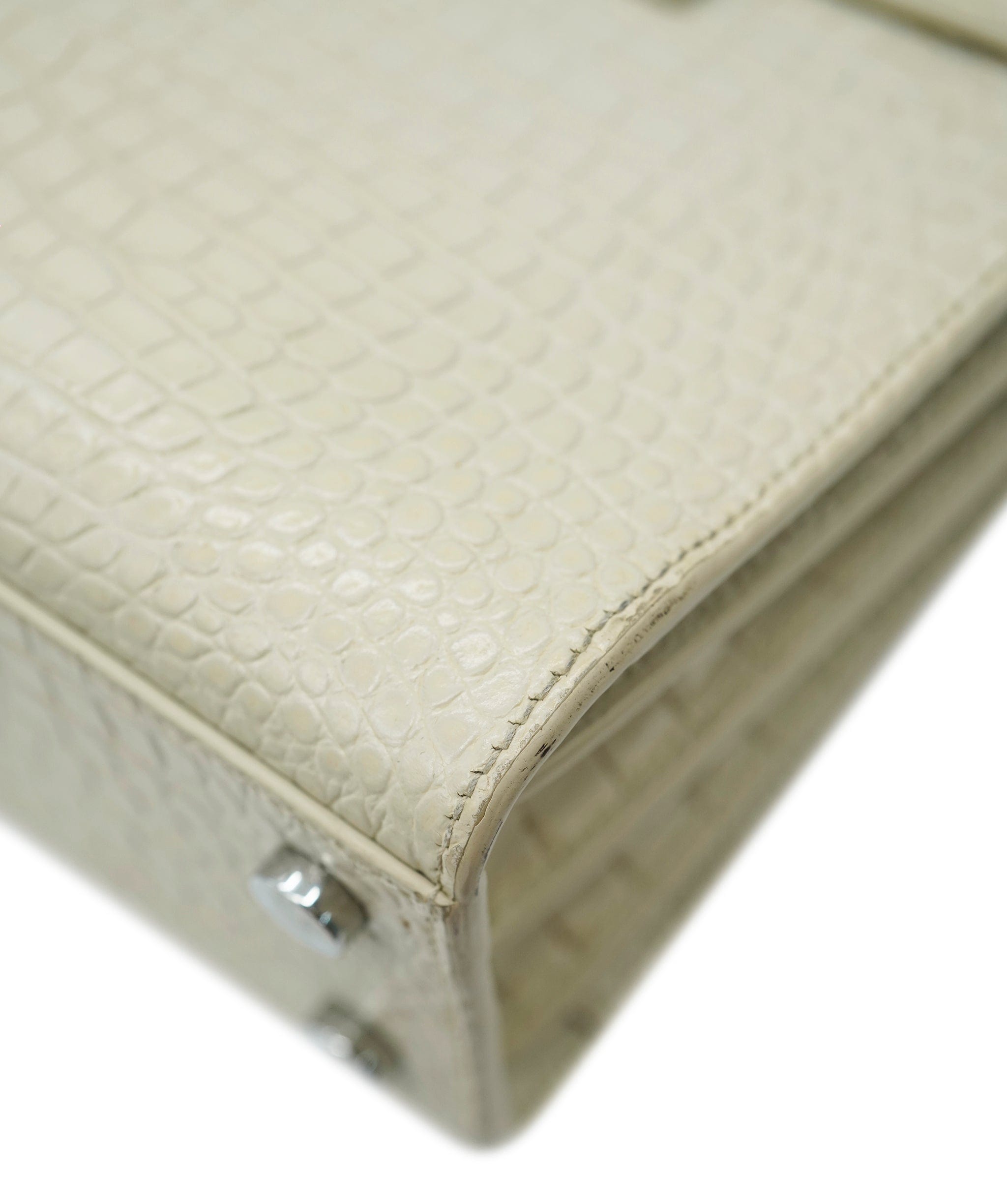 Yves Saint Laurent Saint Laurent Crocodile Embossed Cream Leather Sac De Jour Small AGC2115