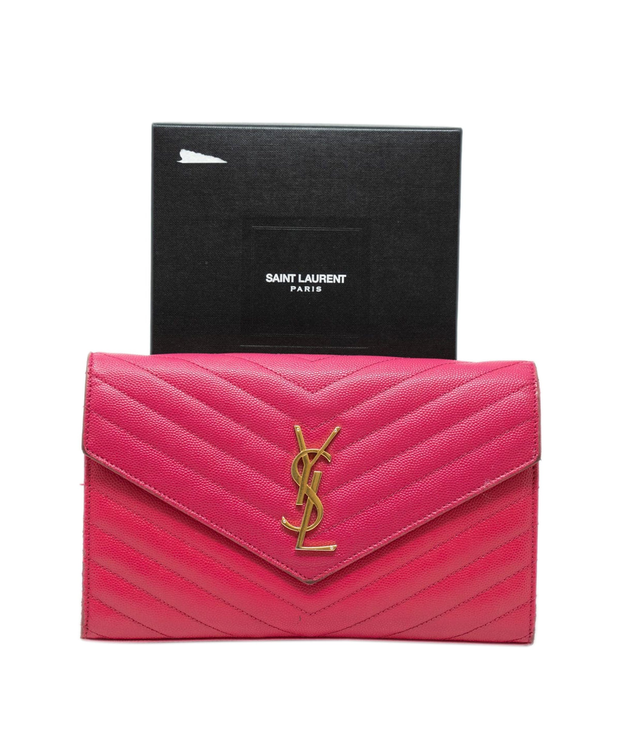 Yves Saint Laurent Yves Saint Laurent Envelope Chain Fuchsia WOC style bag - AWL2667