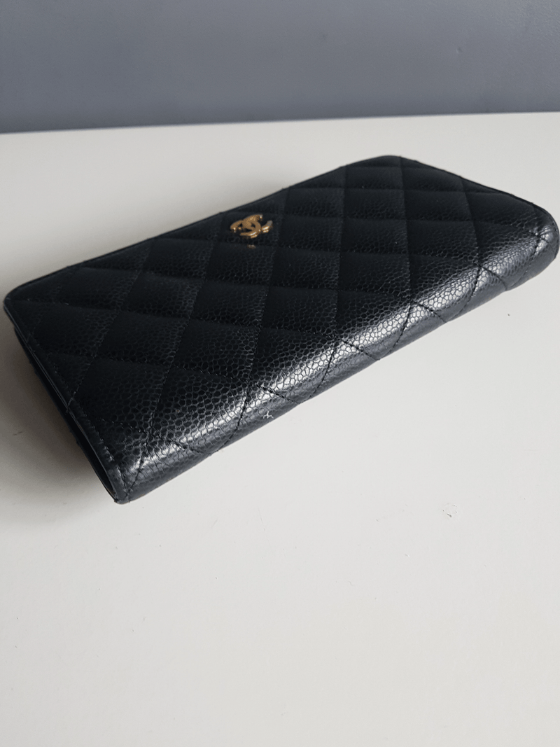 Chanel Zippy Card Holder in Iridescent Blue Grained Calfskin and